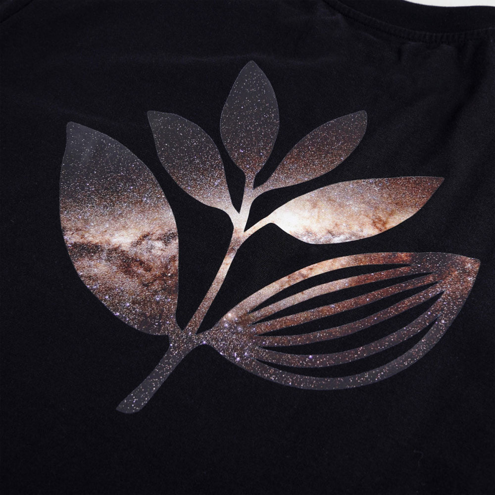 MAGENTA - UNIVERSE TEE - Black