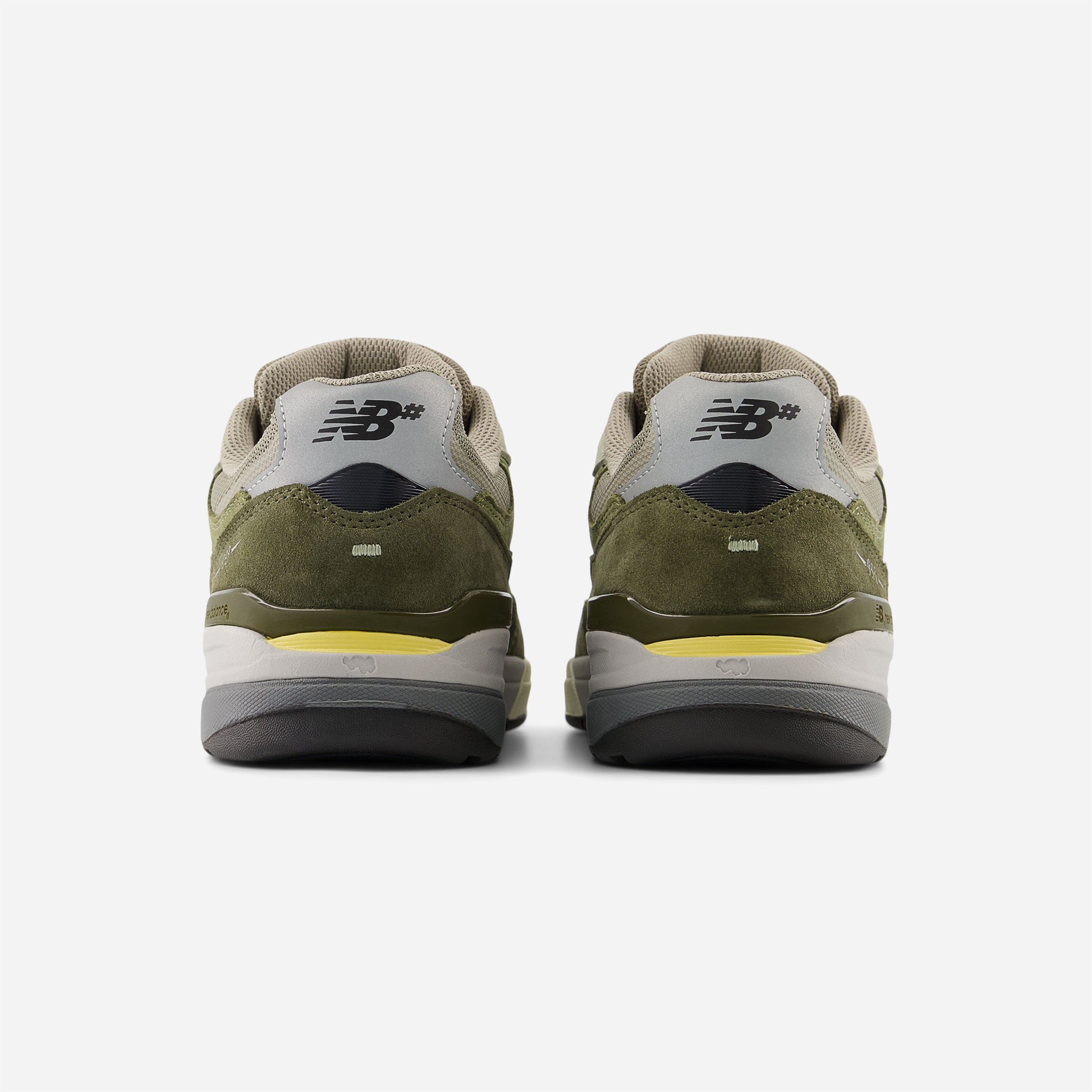 New Balance Numeric x Andrew Reynolds - 933 - Olivine / Dark Olivine