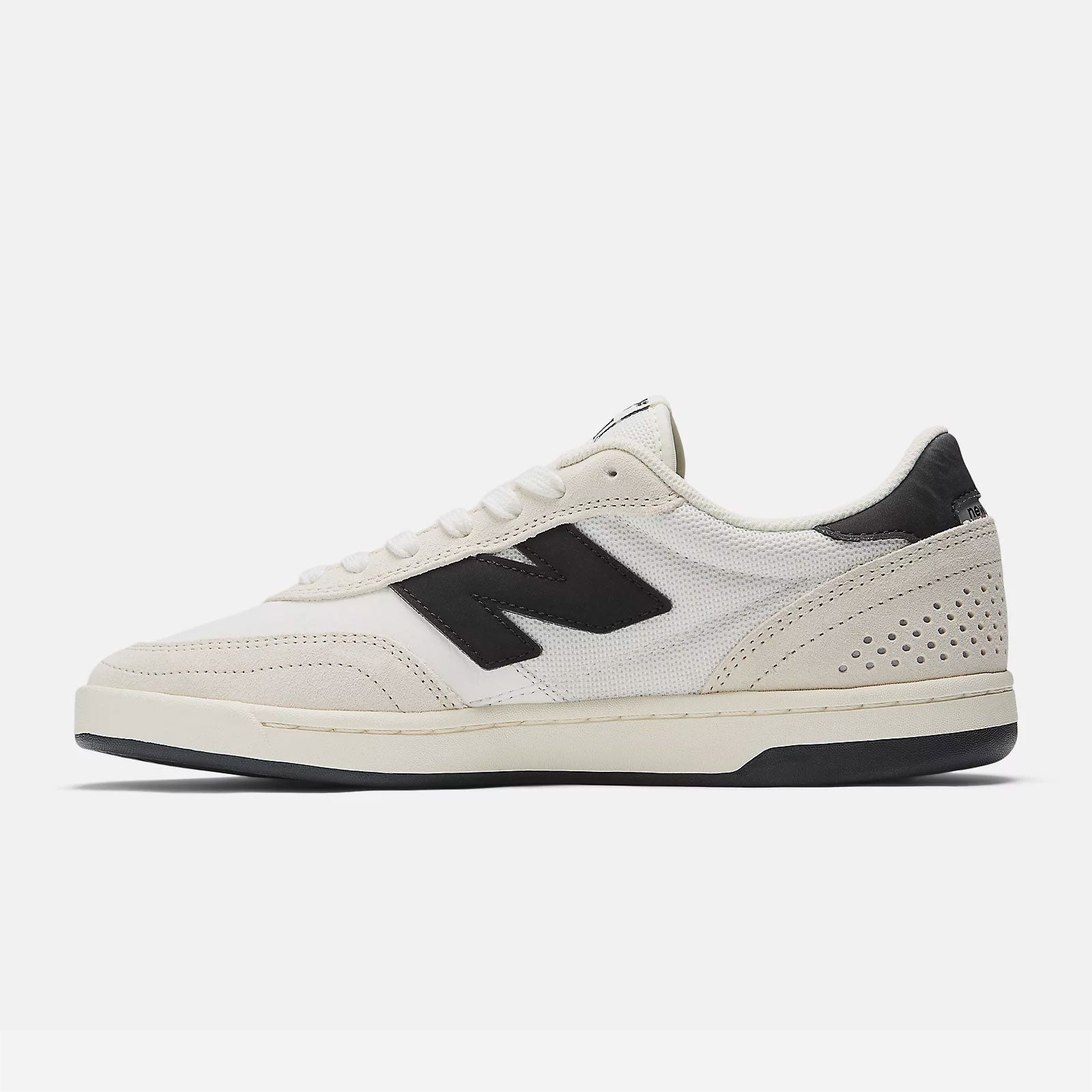 New Balance Numeric - 440 V2 - Sea Salt / Black