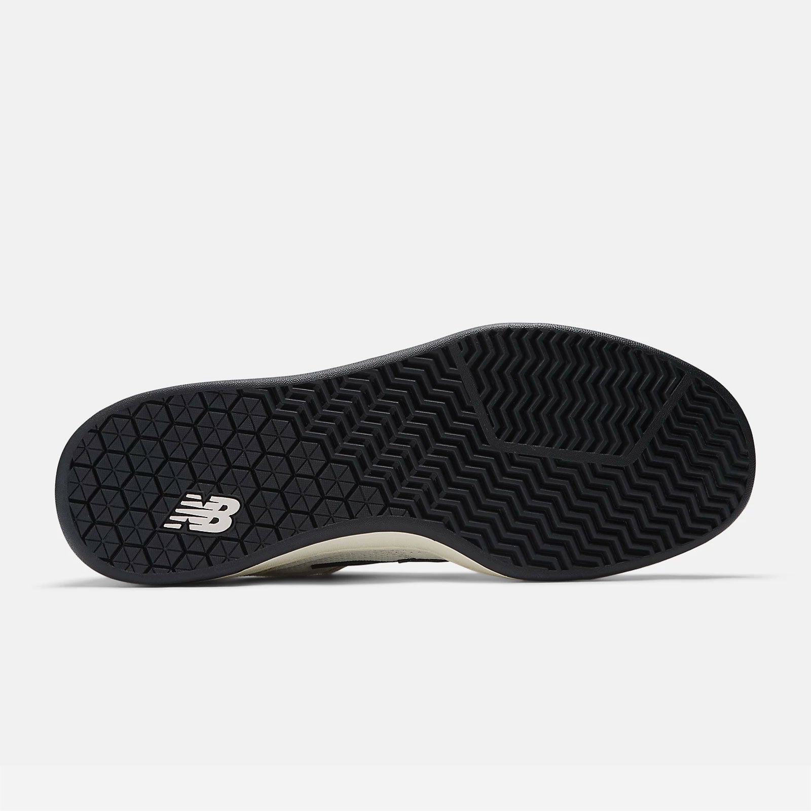 New Balance Numeric - 440 V2 - Sea Salt / Black