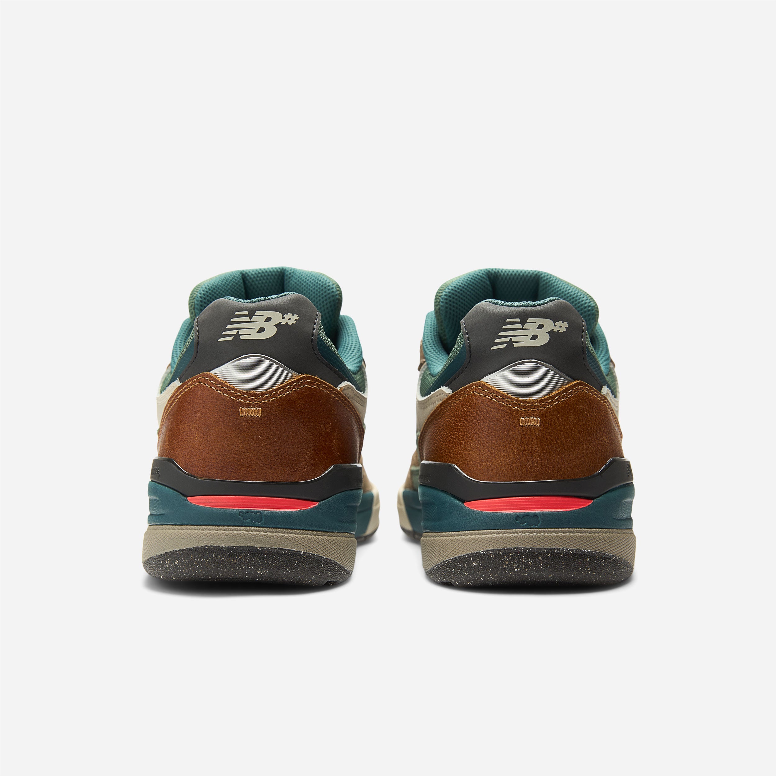 New Balance Numeric x Andrew Reynolds - 933 - Mushroom / New Spruce