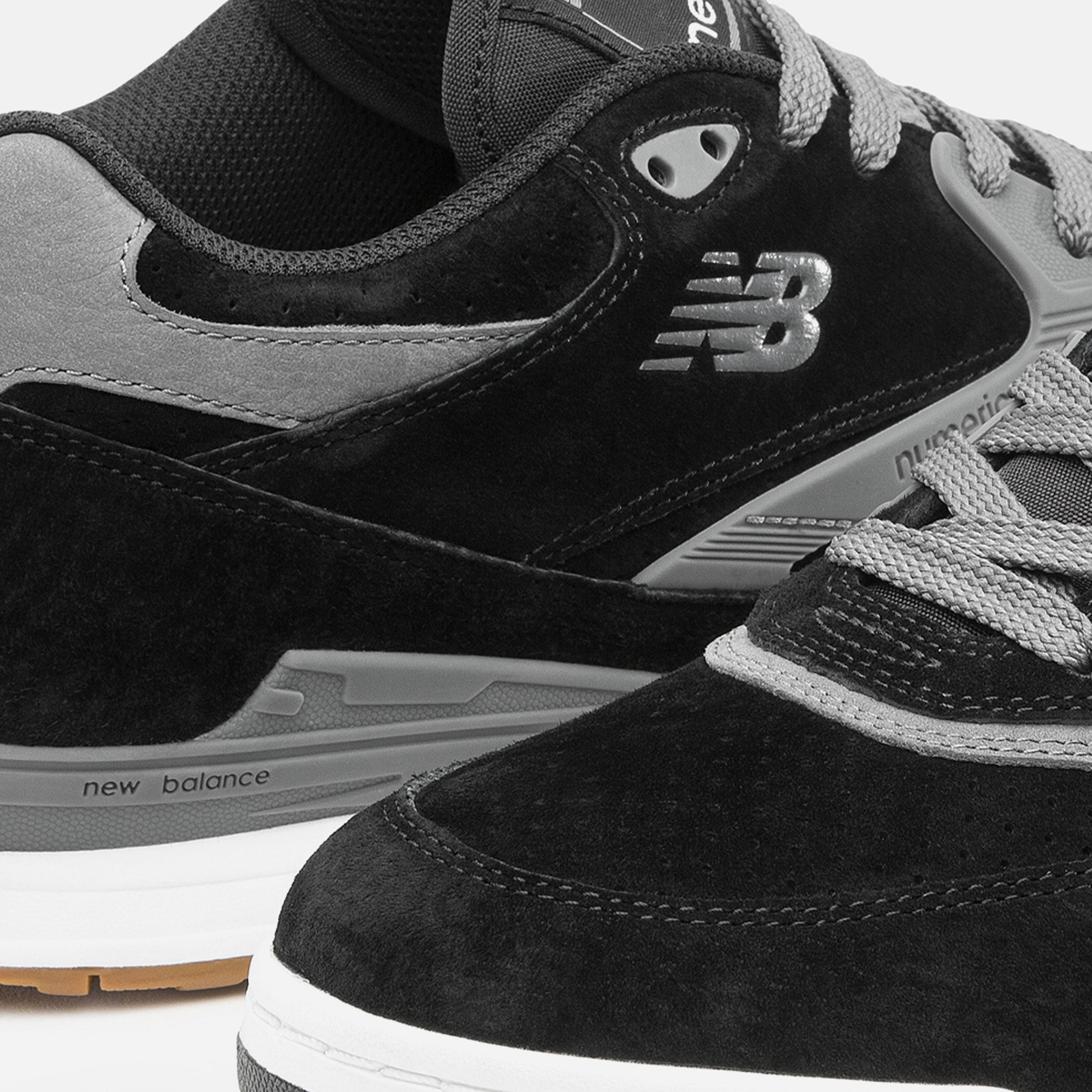 New Balance Numeric - 770 - Black / Grey