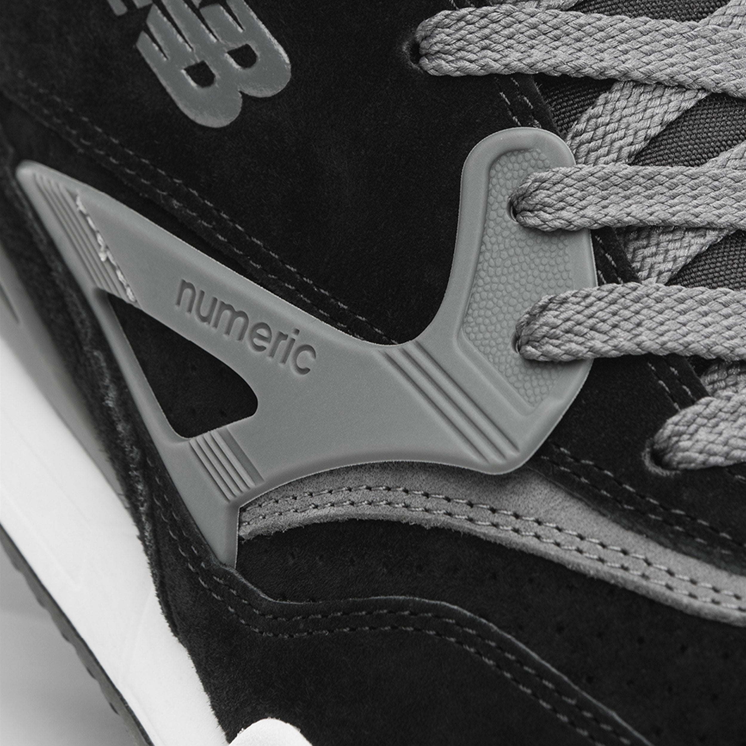 New Balance Numeric - 770 - Black / Grey
