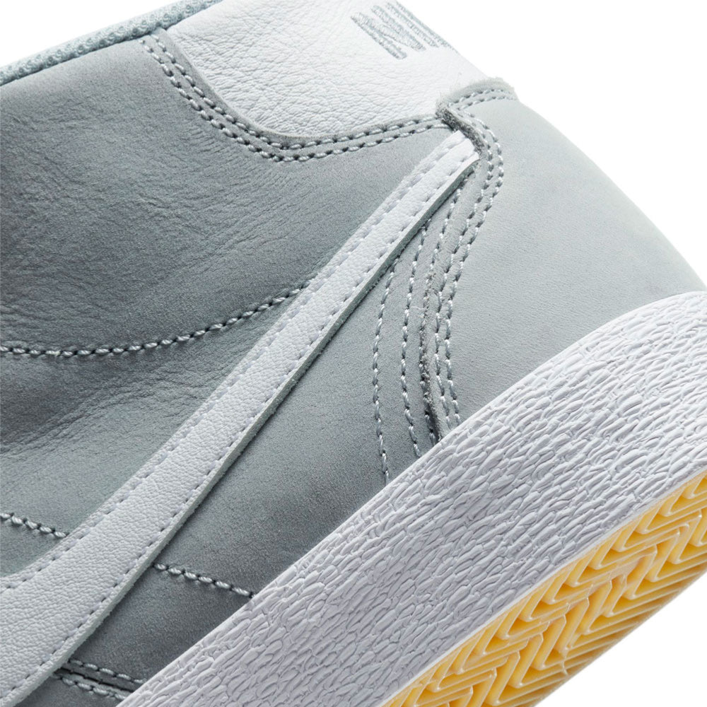 NIKE SB - BRUIN HIGH ISO - Wolf grey / White