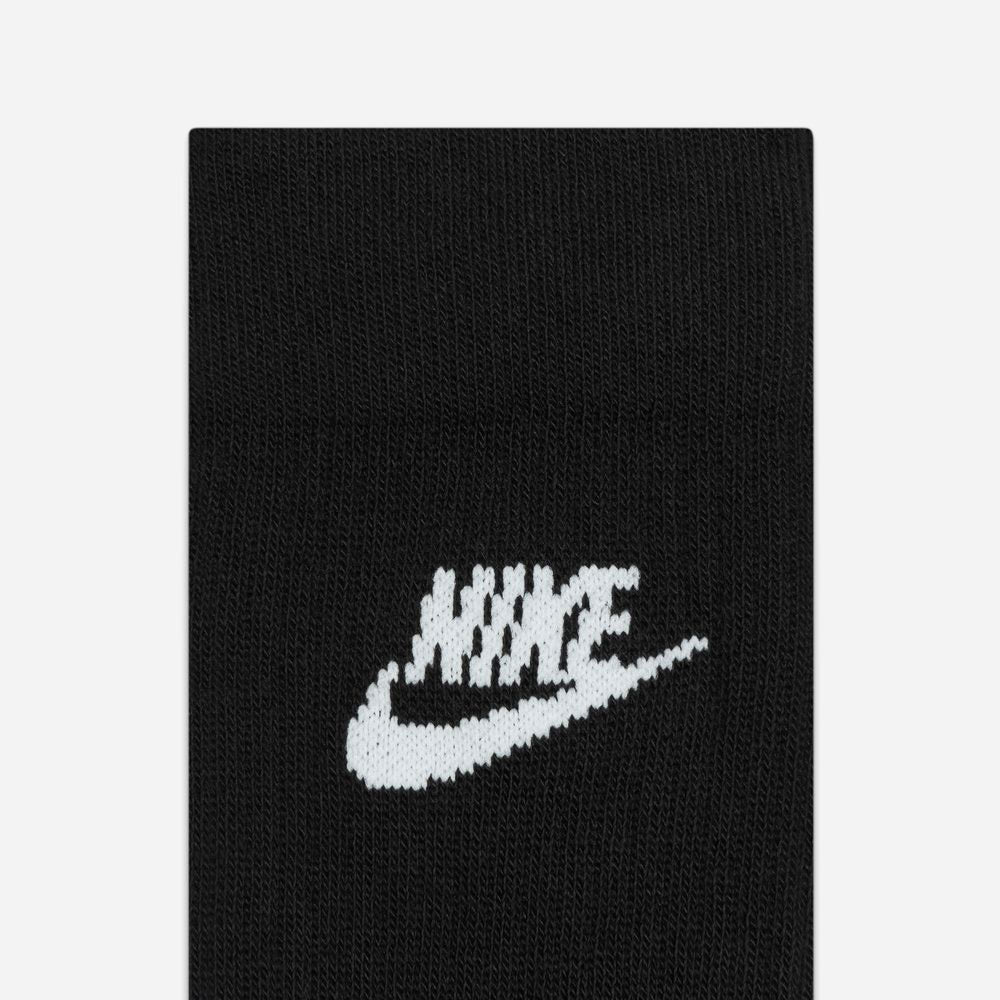 Nike - Everyday Essential 3 Pack Socks - Black / White