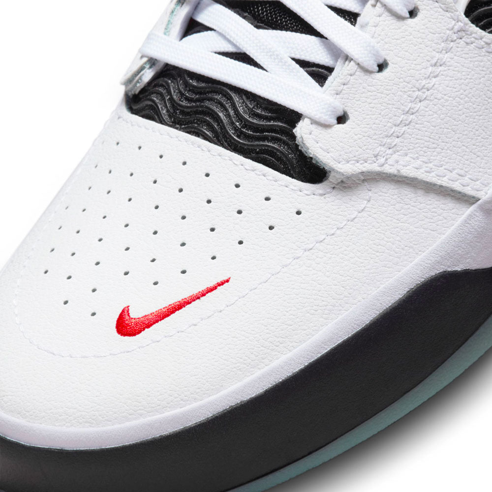 NIKE SB - ISHOD WAIR PREMIUM - WHITE-BLACK-UNIVERSITY RED-BLACK