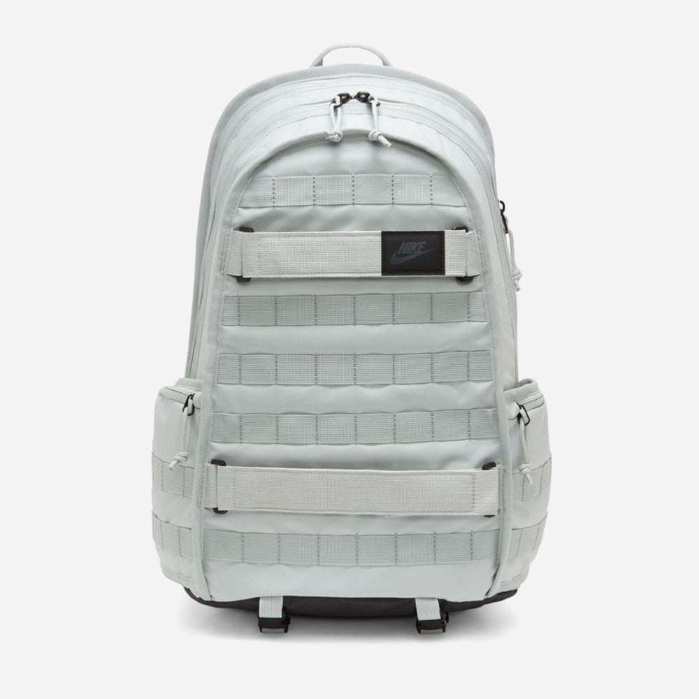 Nike SB RPM Skateboarding Backpack Light Silver Black Anthracite