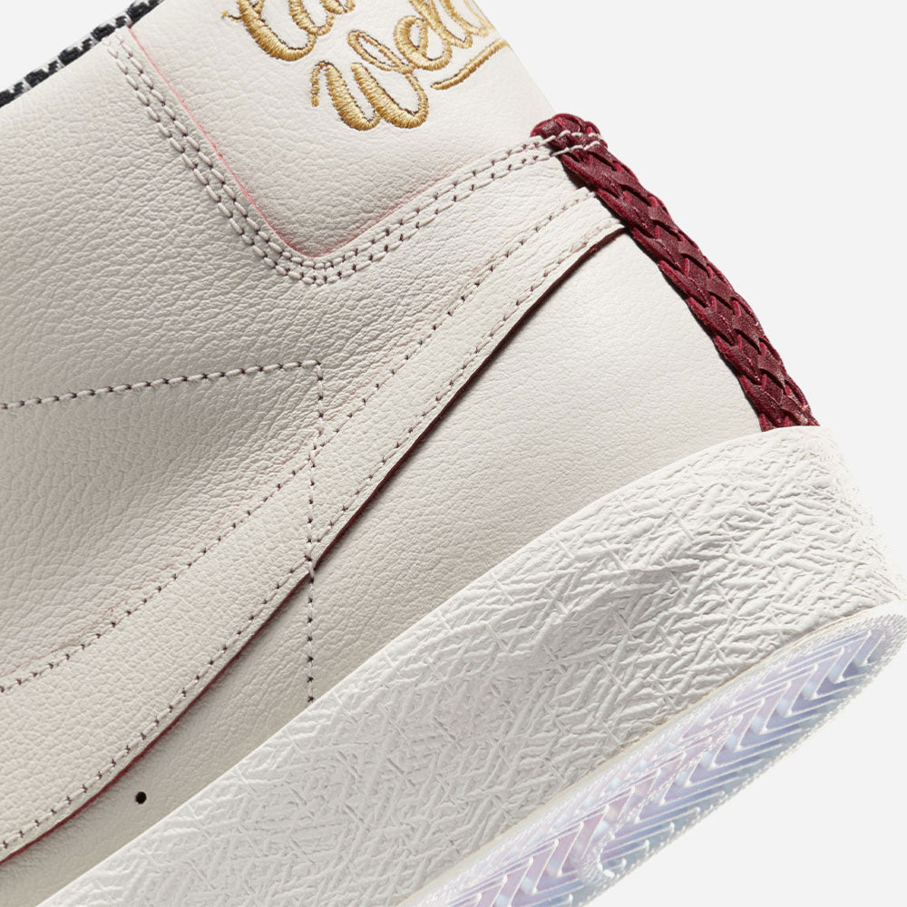 NIKE SB - BLAZER MID x WELCOME SKATEBOARDING MADRID QS - Sail - Dark Beetroot - White