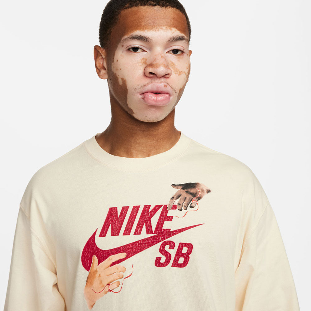 NIKE SB - TEE LS CITY OF LOVE - Coconut Milk