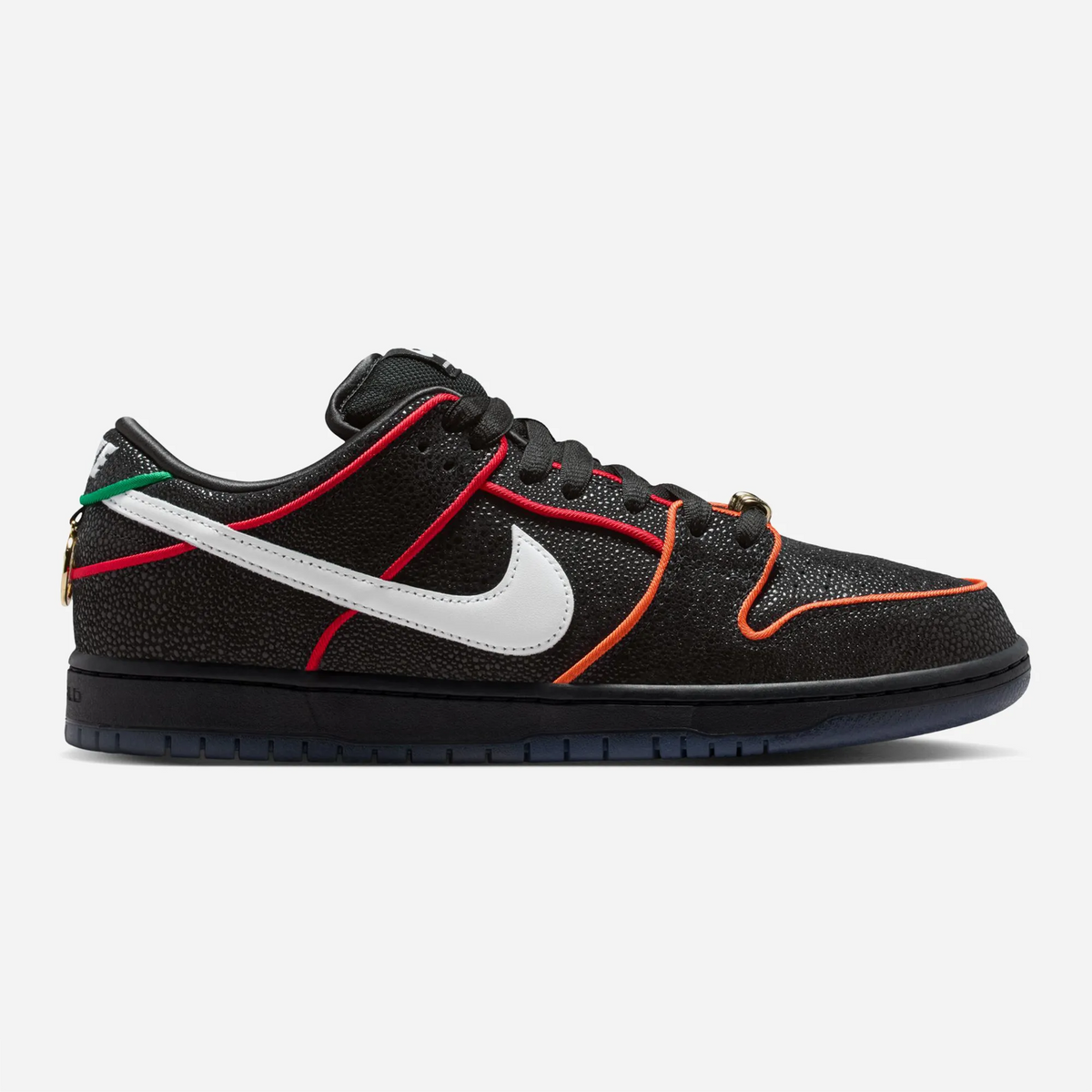 Nike SB Dunk Low Bronx Girls Skate - NY Tribute & Gold Details