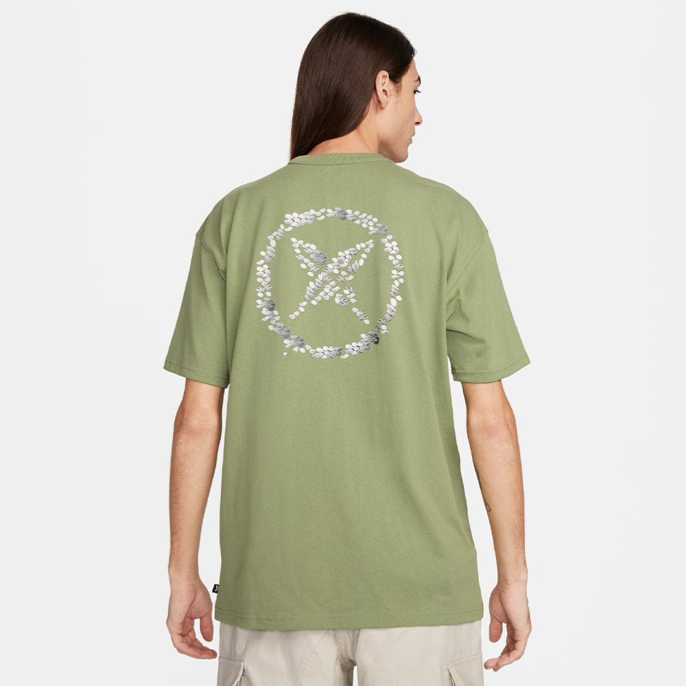 NIKE SB - TEE M90 SUST YUTO - Oil Green