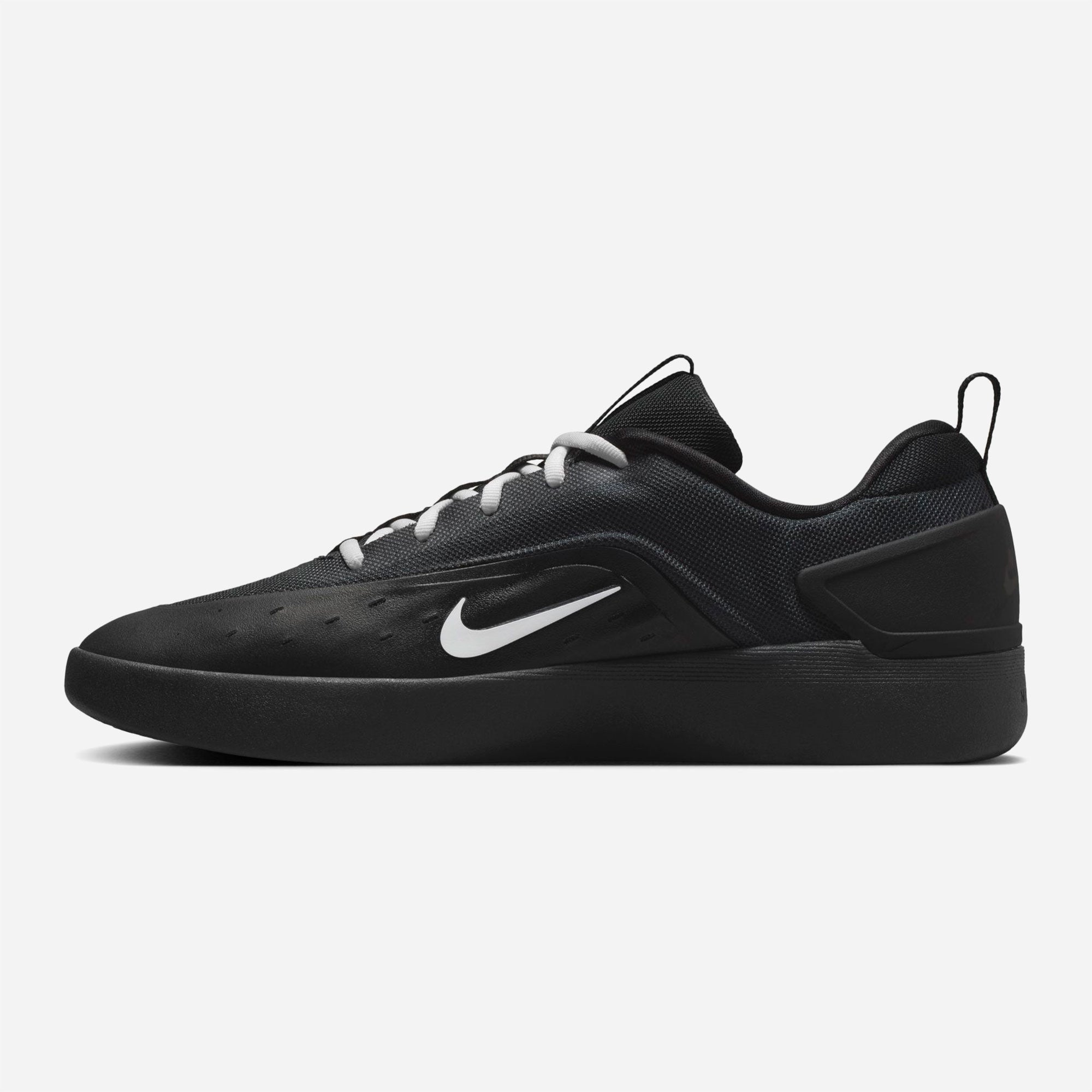 Nike SB - Zoom Nyjah 4 - Black White / Black White