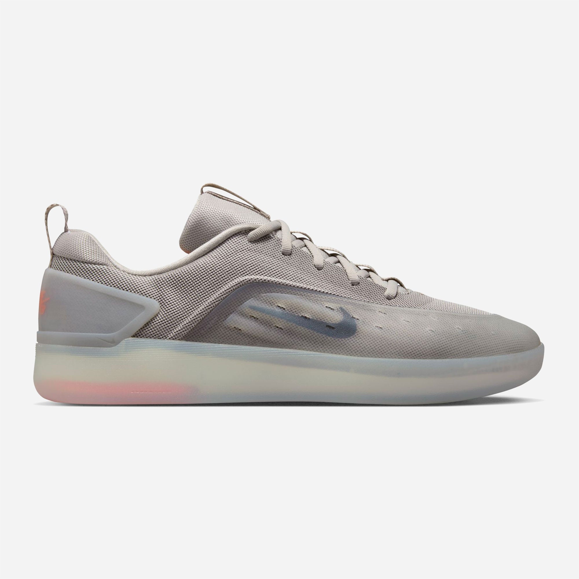 Nike SB - Zoom Nyjah 4 - College Grey / Mink Brown / Light Silver