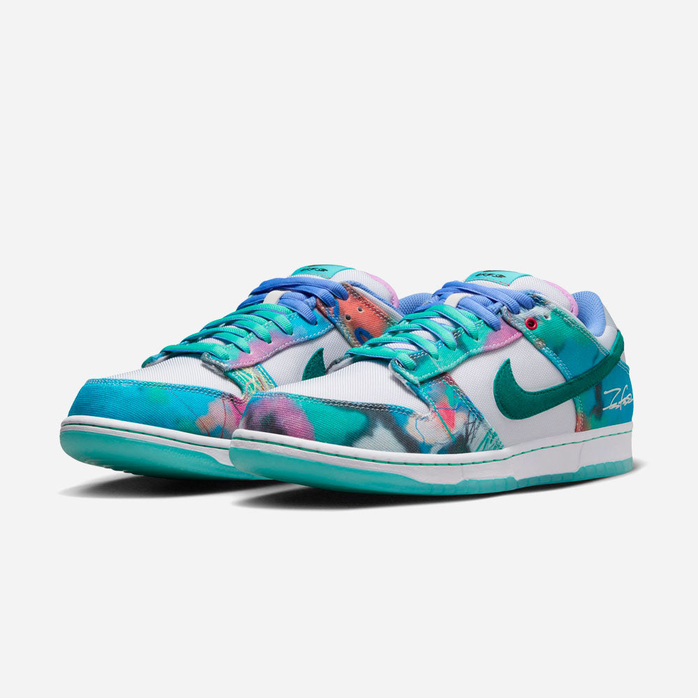 NIKE SB - DUNK LOW PRO OG x FUTURA - Bleached Aqua Geode Teal White