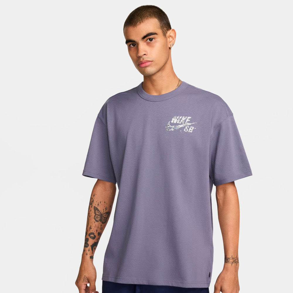 NIKE SB - TEE M90 SUST YUTO - Light Carbon