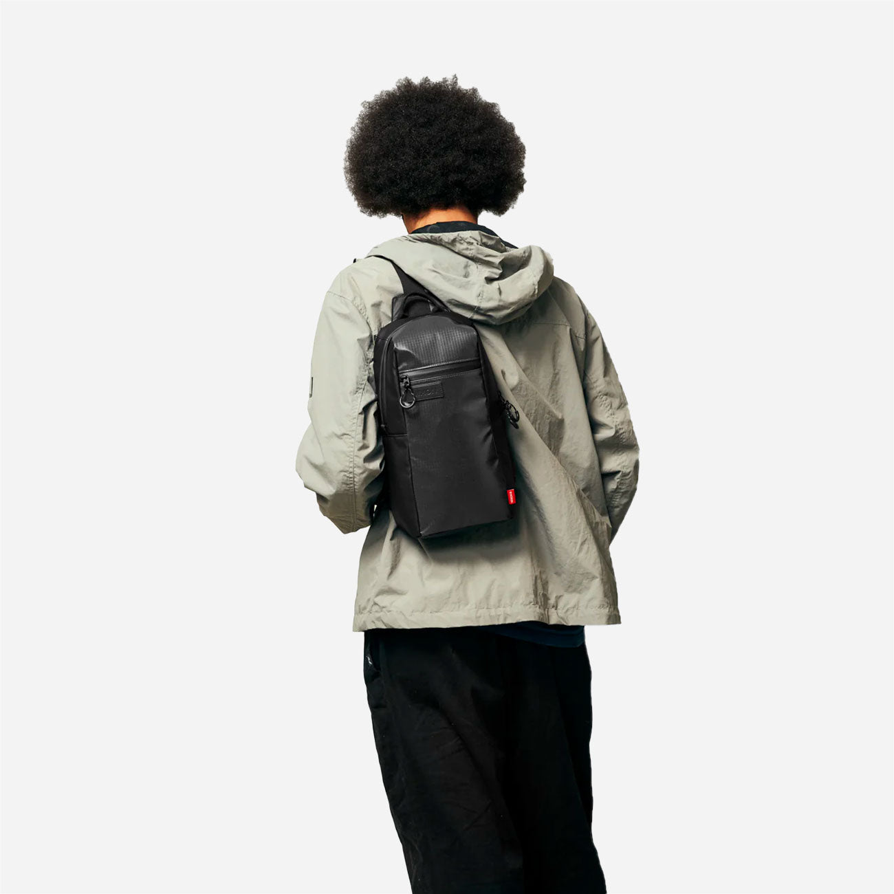 NIXON - SYNDICATE SLING BAG - Asphalt