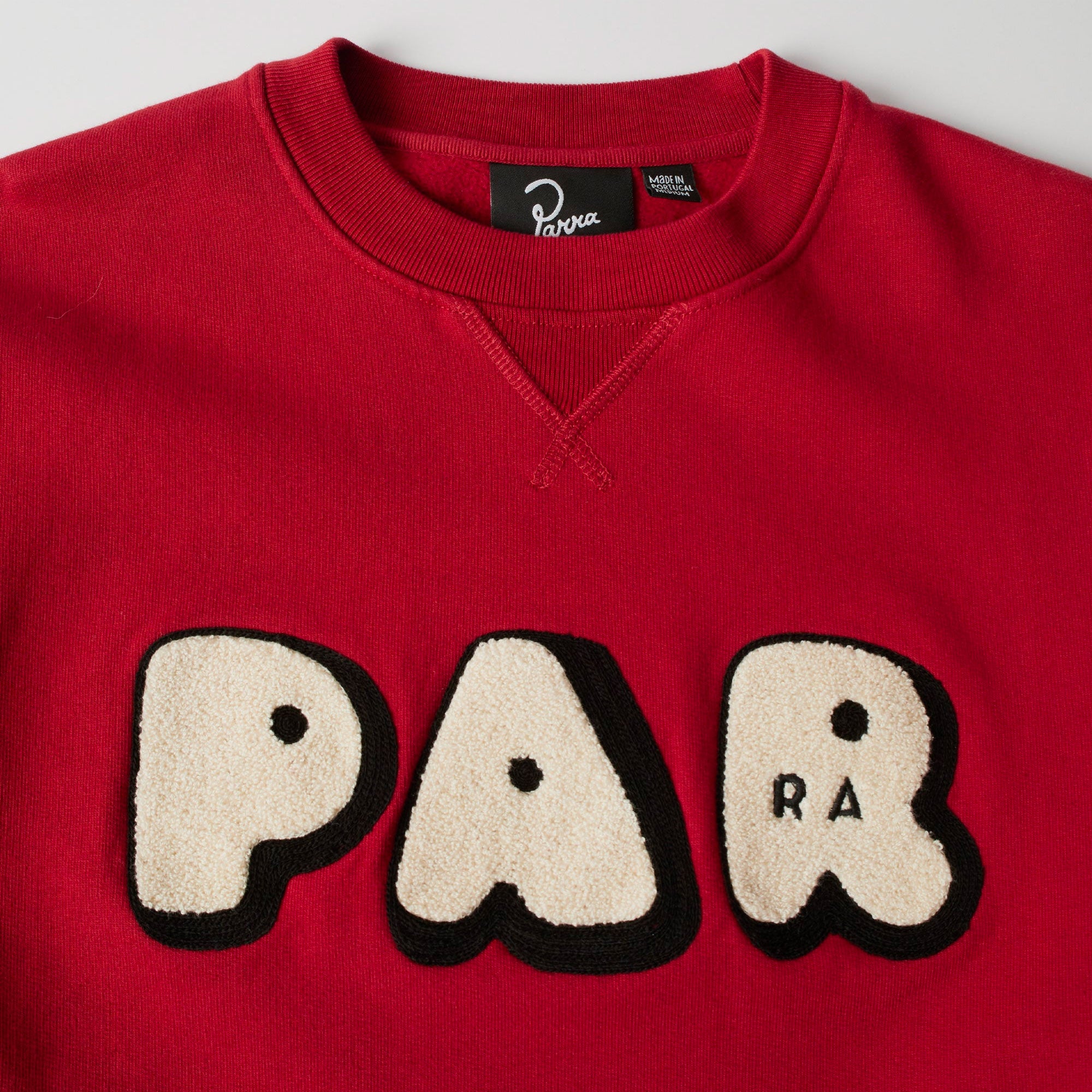 Parra - Rounded PAR Crew Neck Sweatshirt - Ruby red