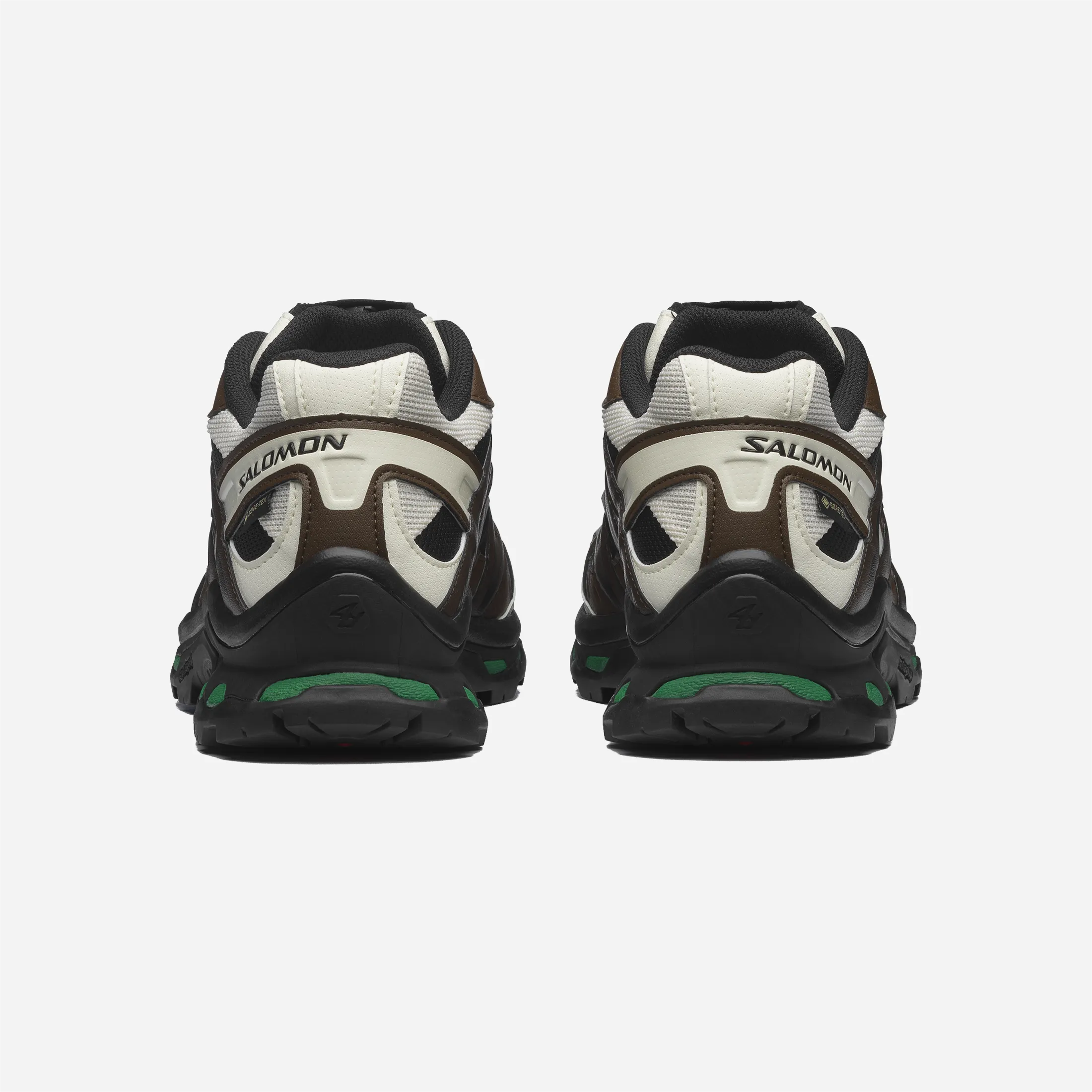 Rear view of Salomon XT-Quest showing the 4D Chassis heel reinforcement.