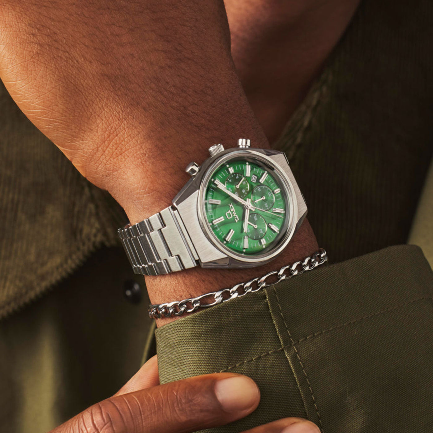 Timex - Q Timex® Falcon Eye Chronograph 40mm Stainless Steel Bracelet - Stainless Steel / Stainless Steel
