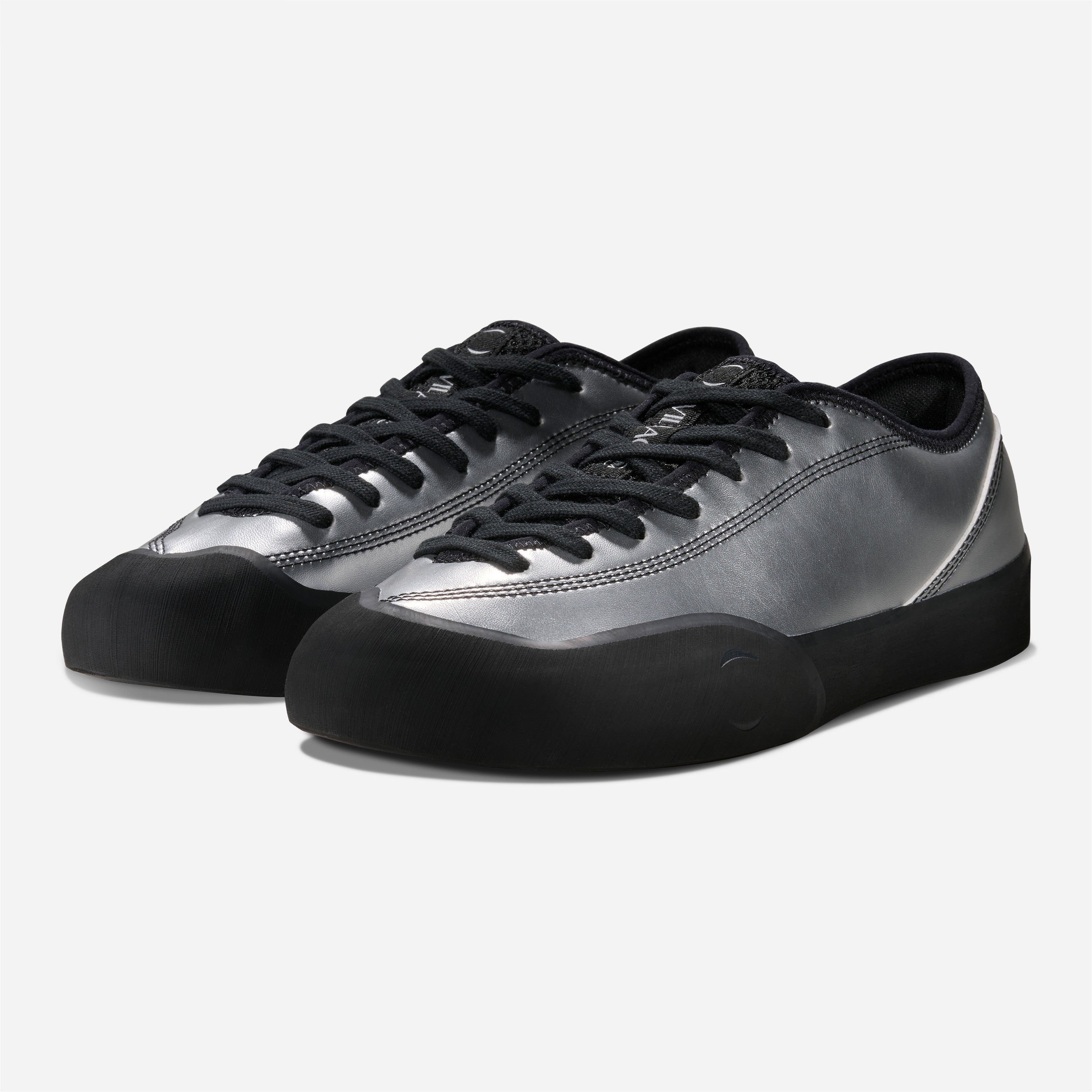 Village PM - 1.30 PM Synth. Leather - Silver / Natural Black