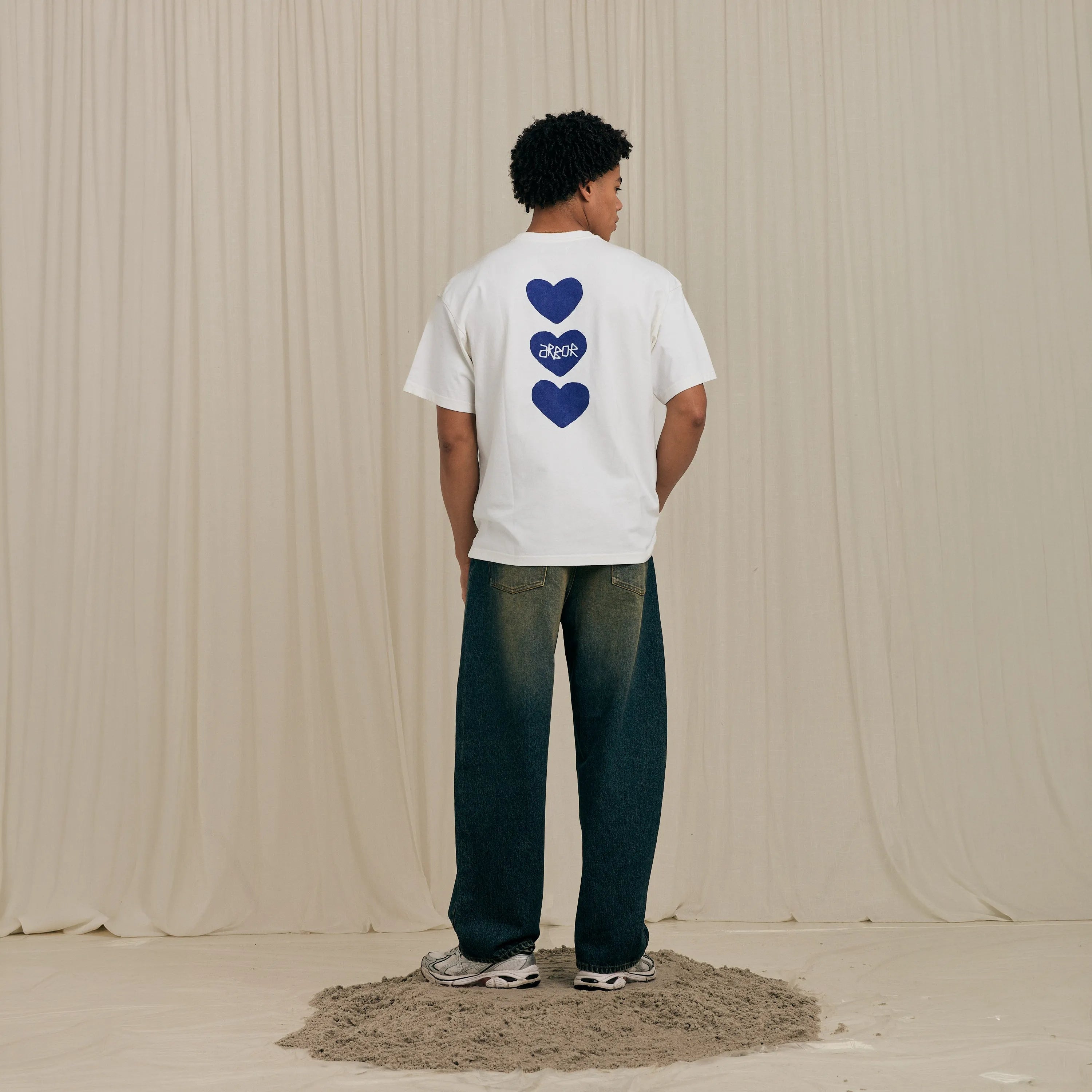 Arbor Antwerp Blue Triple Heart T-shirt White