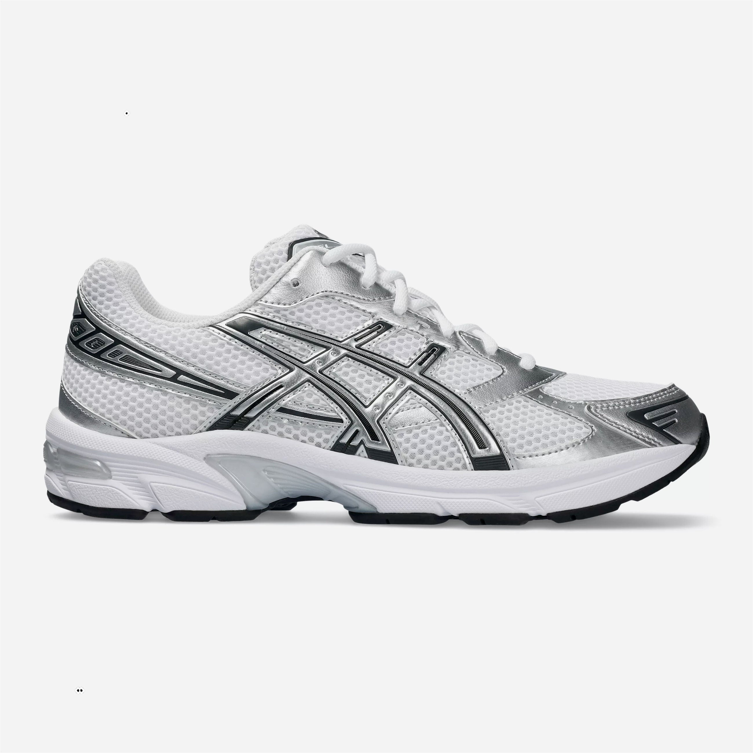 Basket ASICS GEL-1130 coloris blanc et argent métallisé style running 2000.