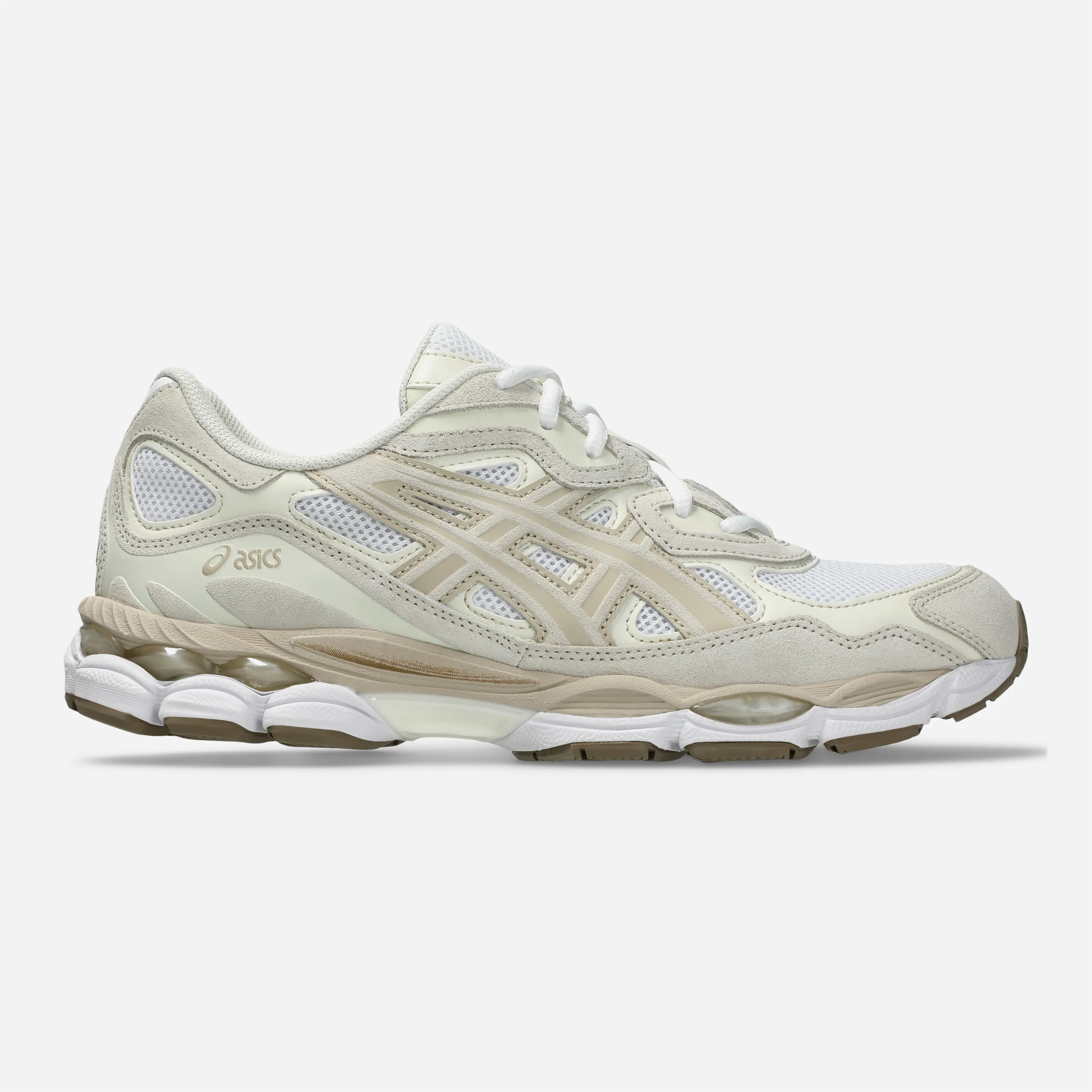 Sneakers premium ASICS GEL-NYC White Feather Grey en daim véritable et mesh vue de profil.
