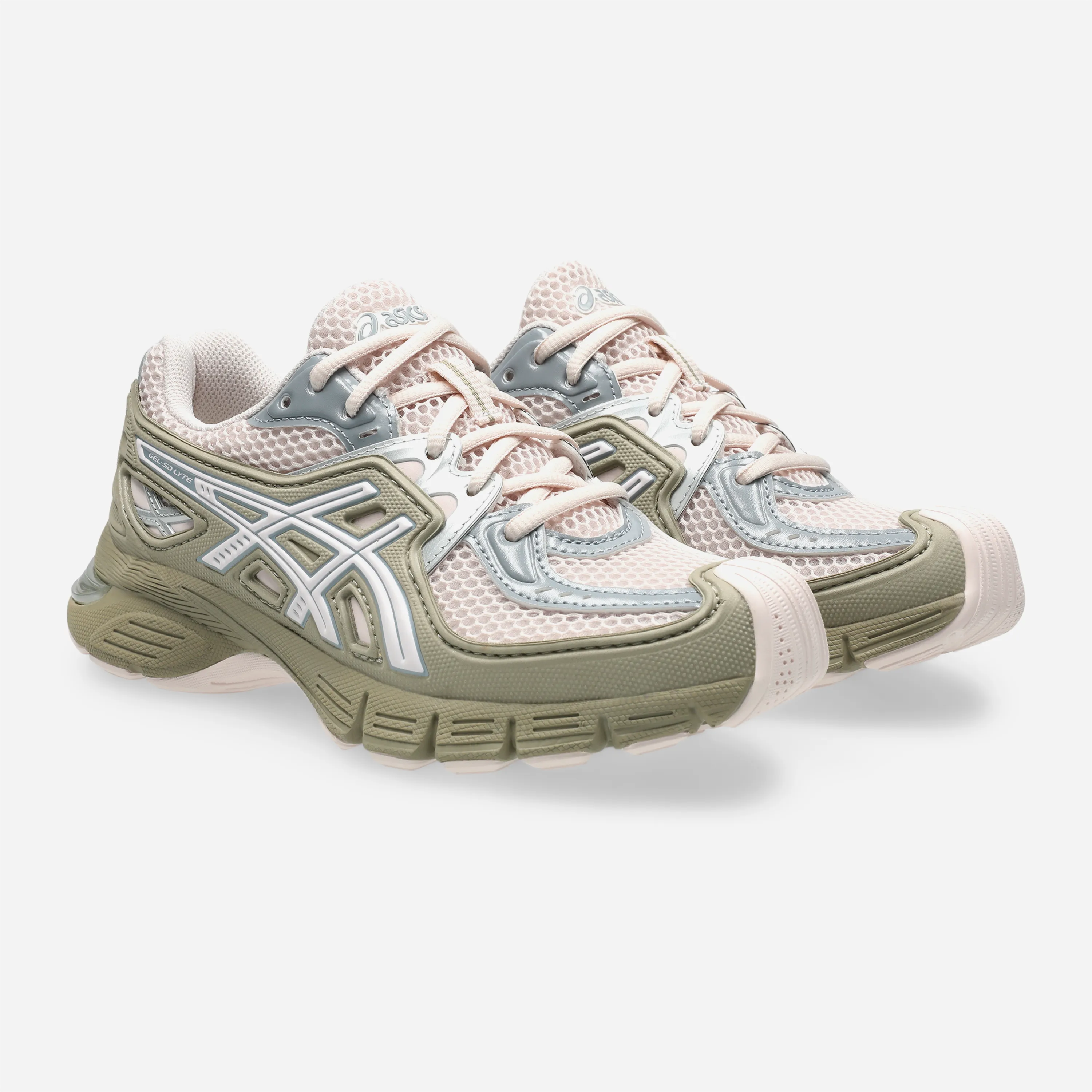 Chaussure ASICS Gel-Sd-Lyte vue de face montrant la tige moulée protectrice et la semelle Flytefoam.
