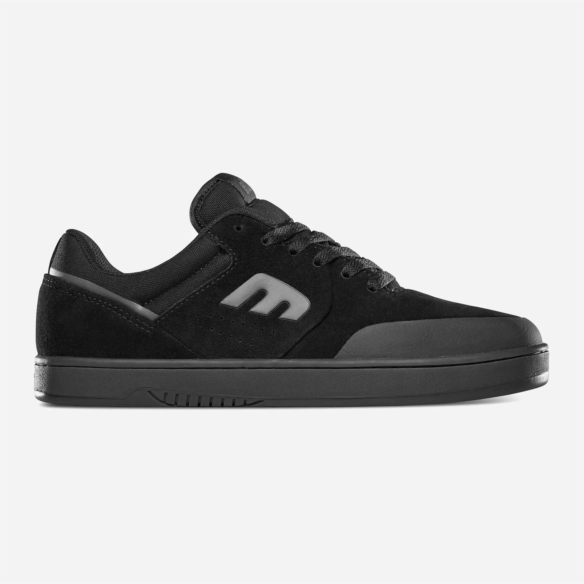 Etnies Michelin Marana Black Raw, all-black suede upper, side profile