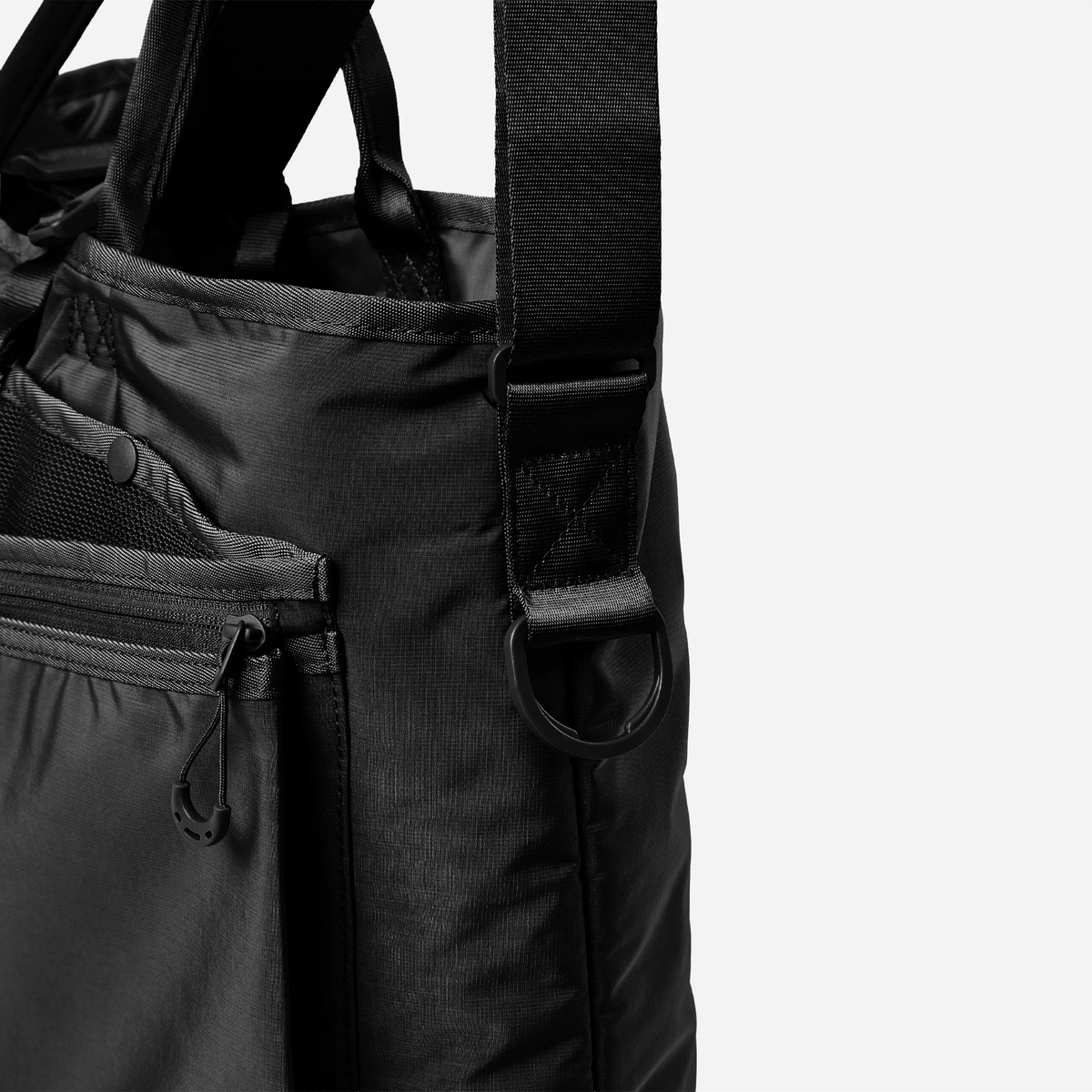 Found Pocket Focus Tote Bag Black