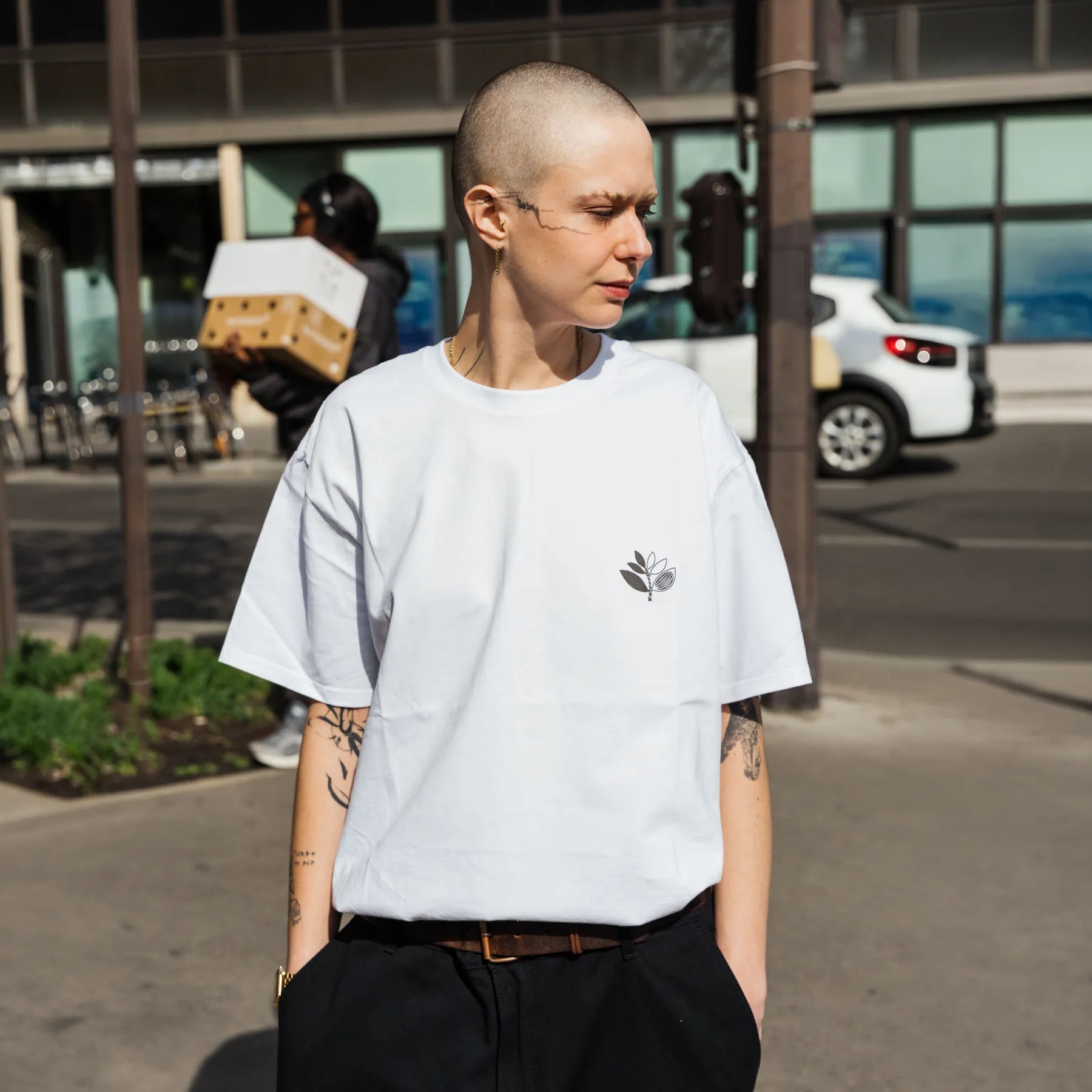 T-Shirt Magenta Yin Blanc