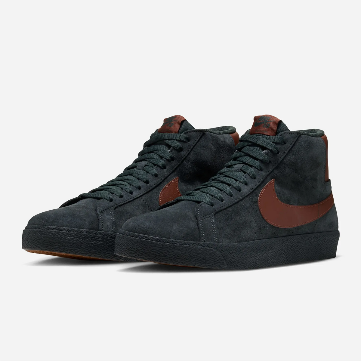 Nike SB Zoom Blazer Mid Black Spruce Corduroy Brown