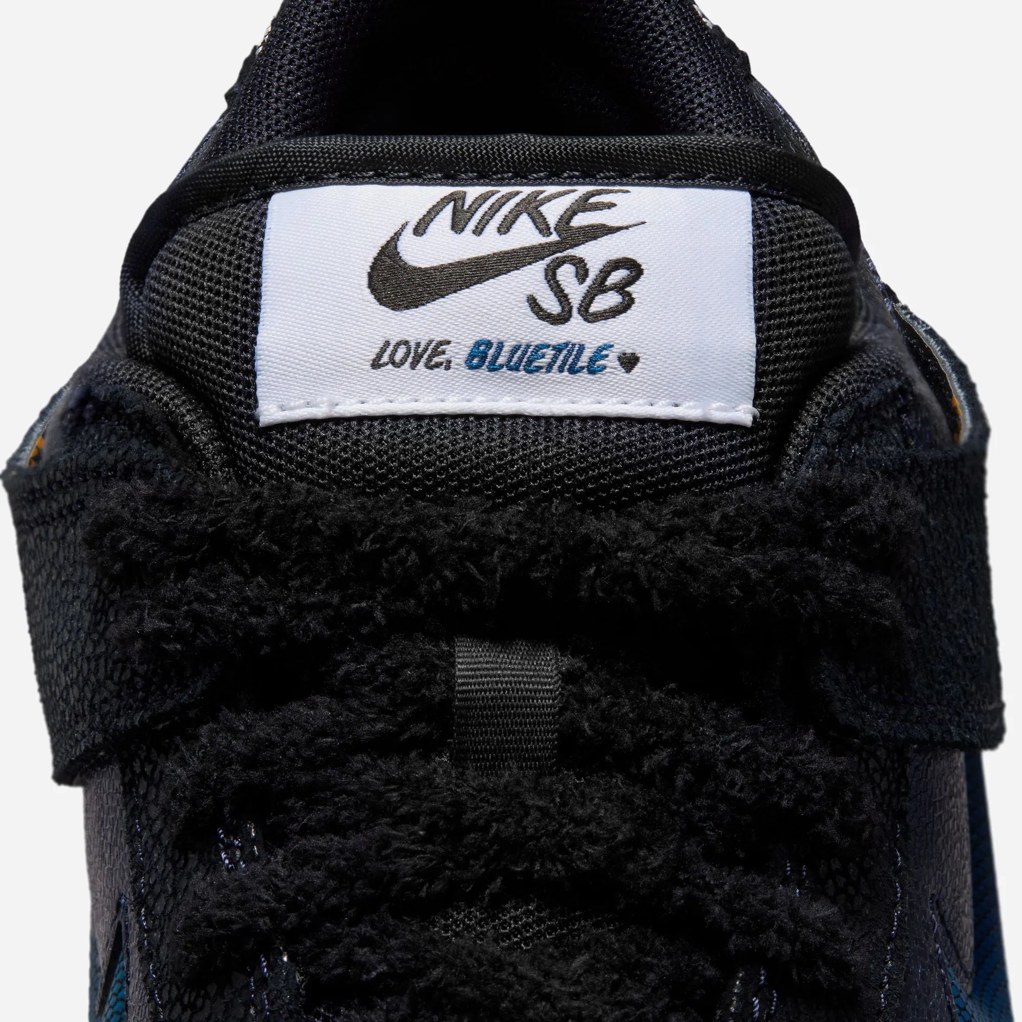 Nike SB Dunk Low x Bluetile