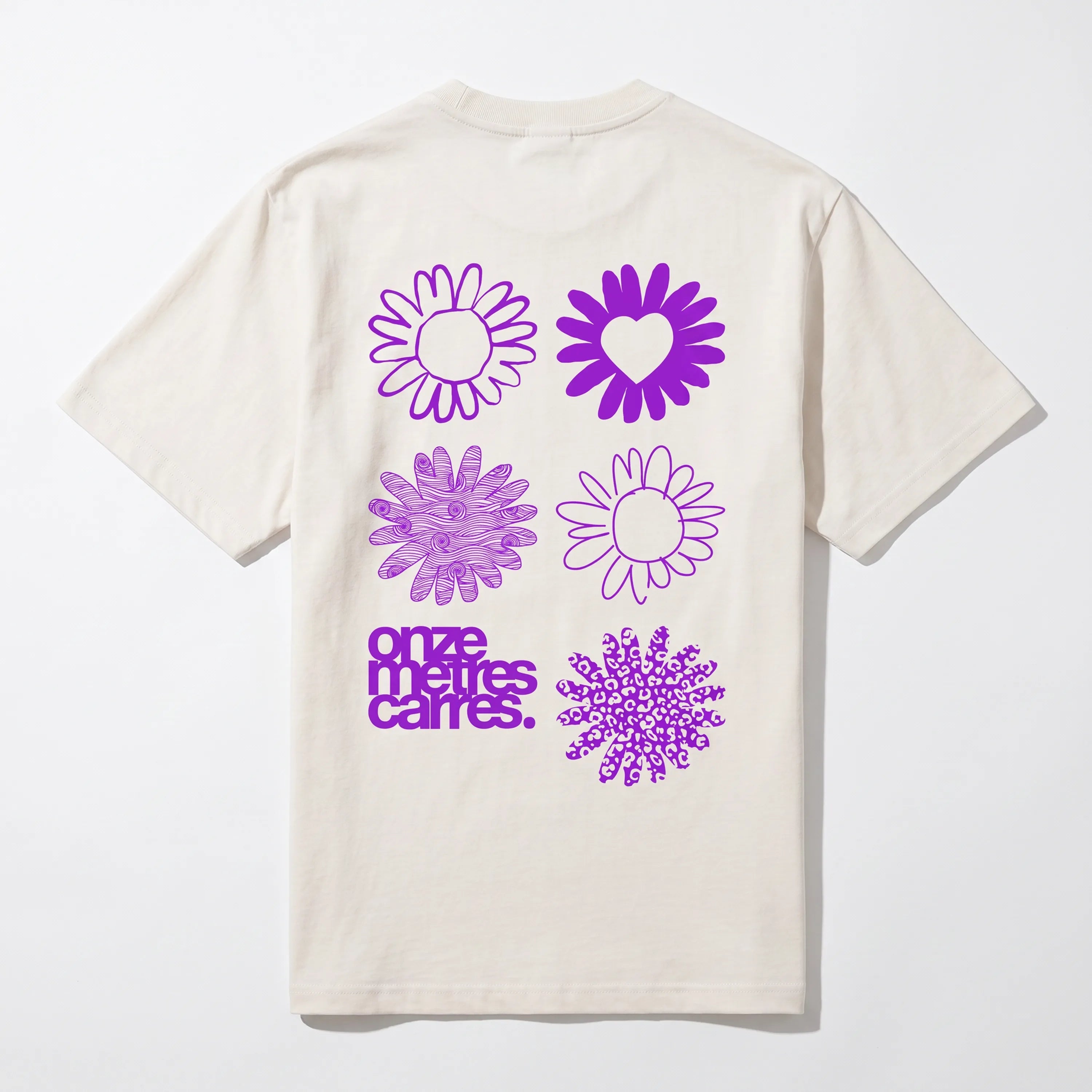 Dos du t-shirt Onze Mètres Carrés avec graphisme fleur violet.