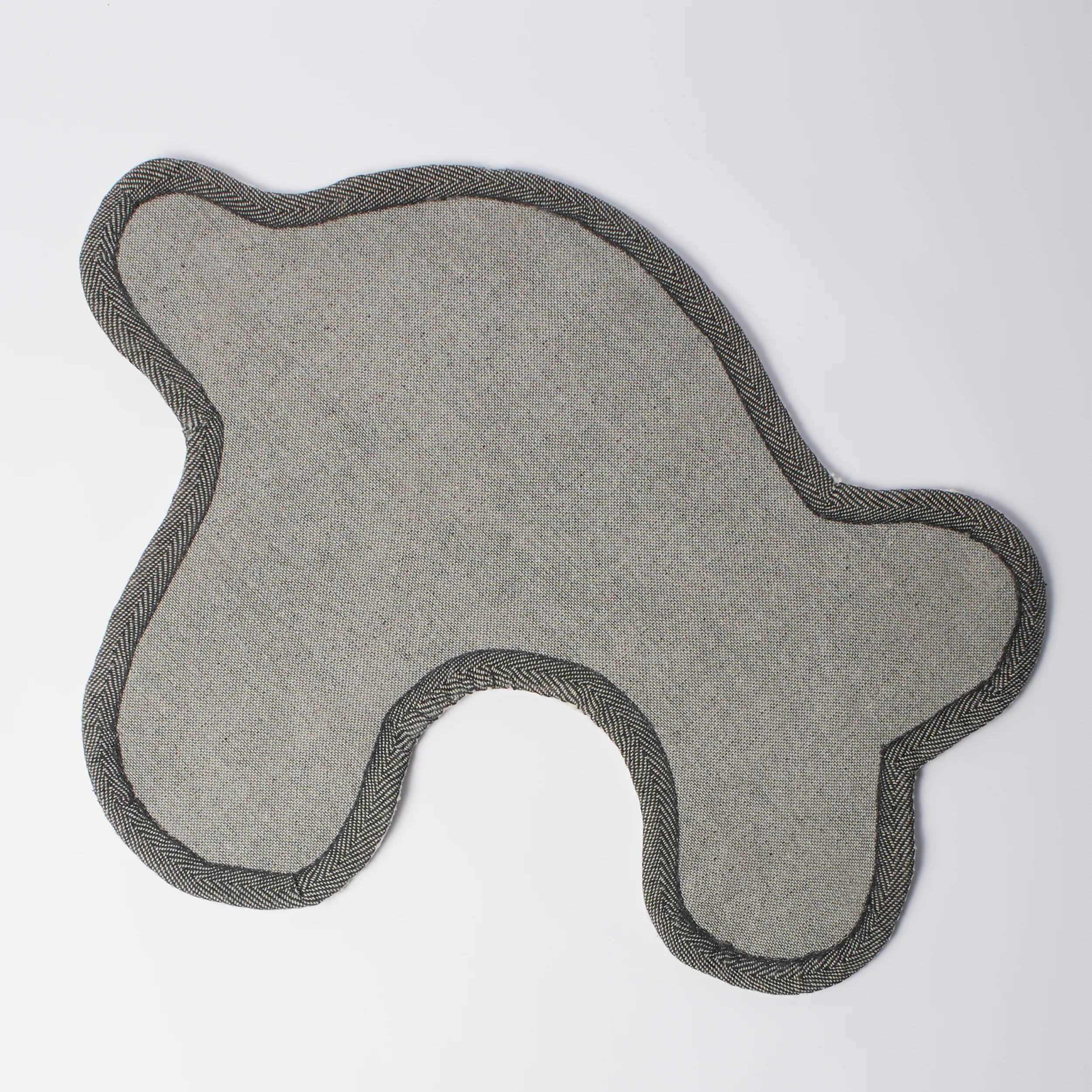 Parra High Heel Gloves Tufted Rug