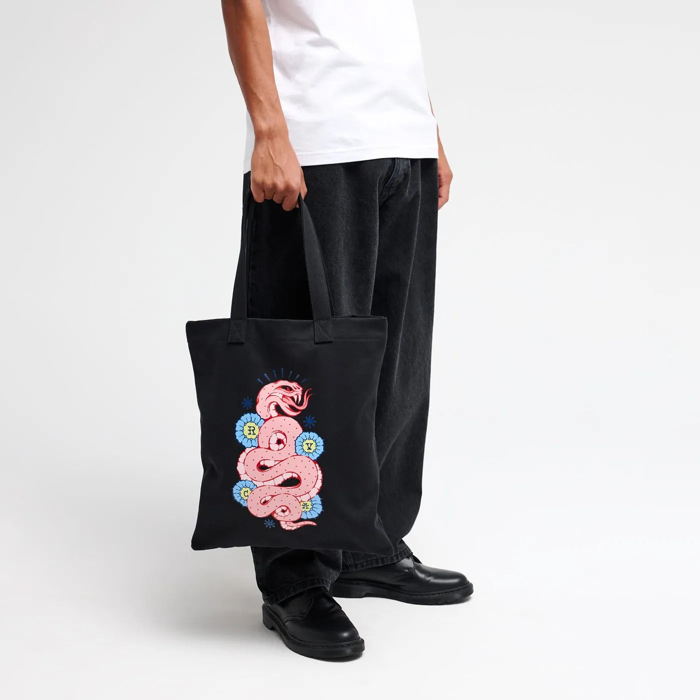 RVCA Dalas Snake Tote Pirate Black