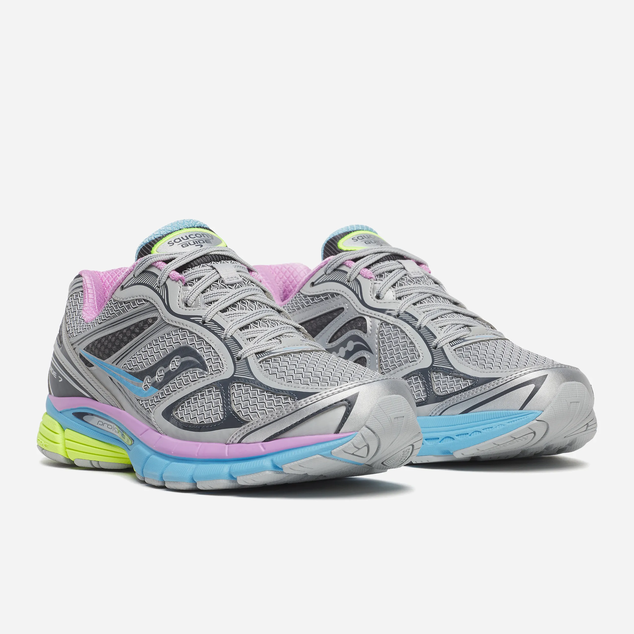 Saucony ProGrid Guide 7 coloris Grey Aqua, semelle Grid Technology, détail amorti et renforts caoutchouc