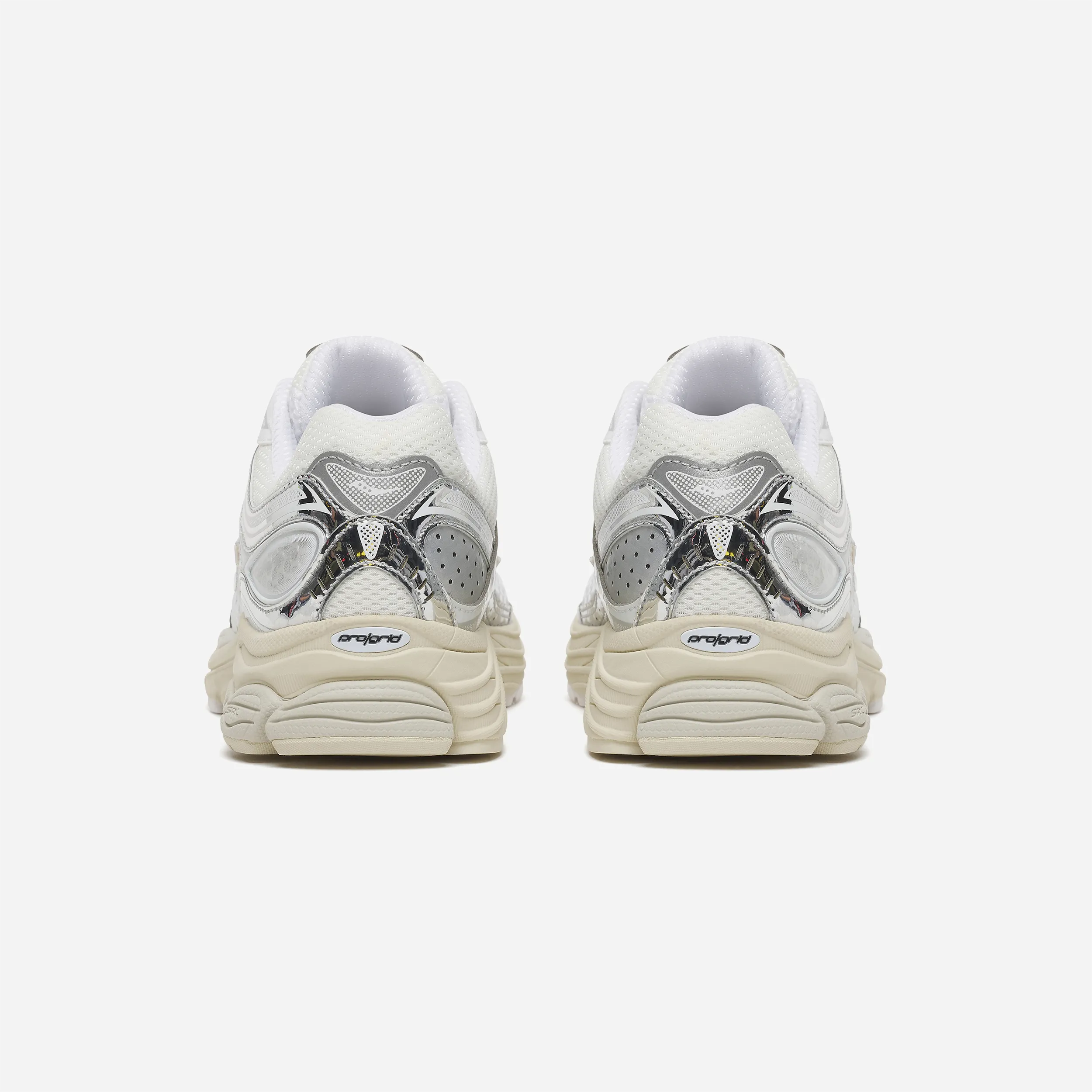 Saucony ProGrid Omni 9 OG White Eggshell