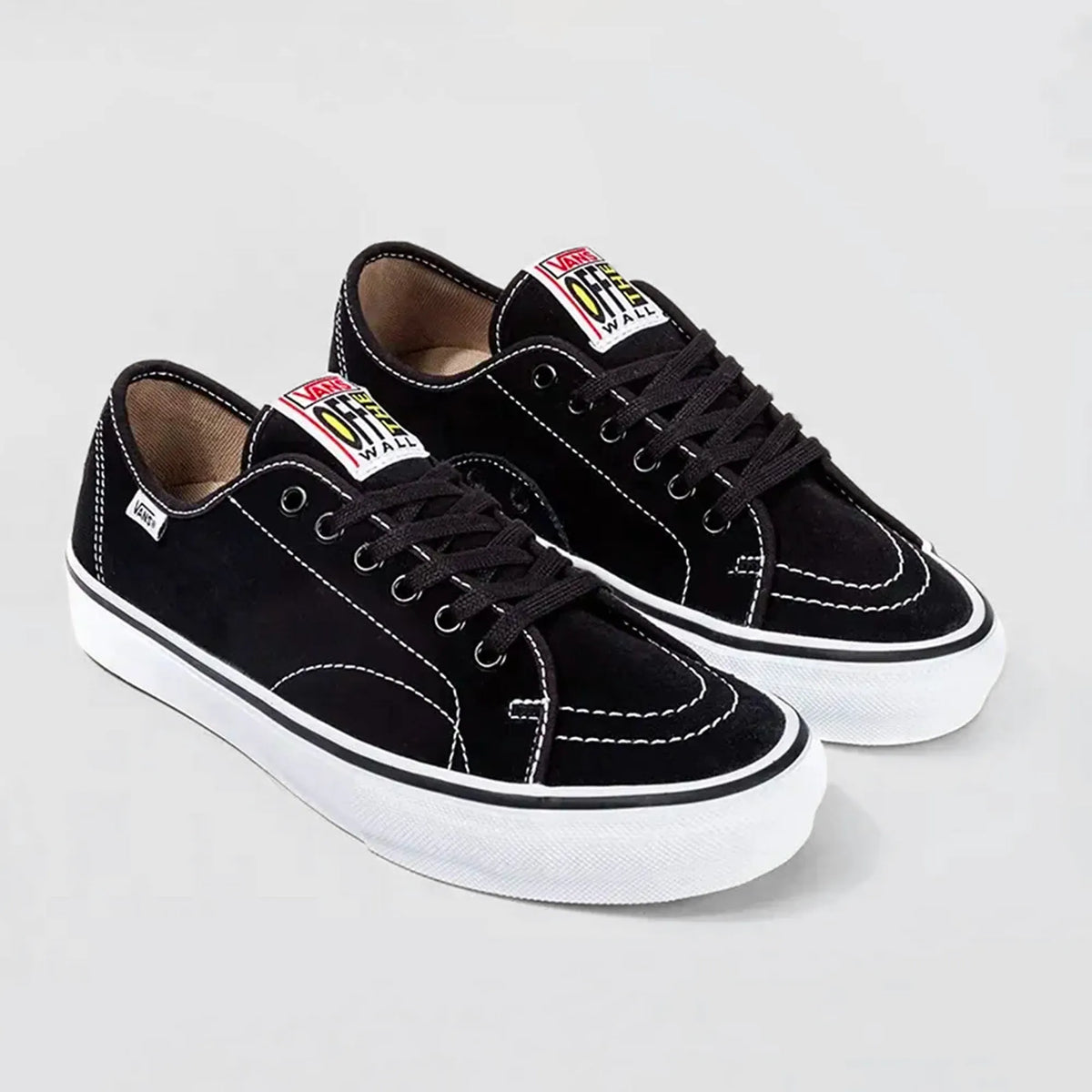 Chaussures Vans Skate AVE Classic Black White