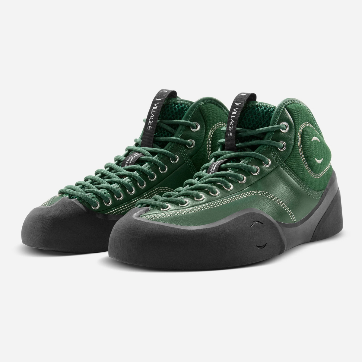 Village PM 1PM MID Green LTR Natural Black, sneaker skate montante en cuir vert avec rand caoutchouc noir