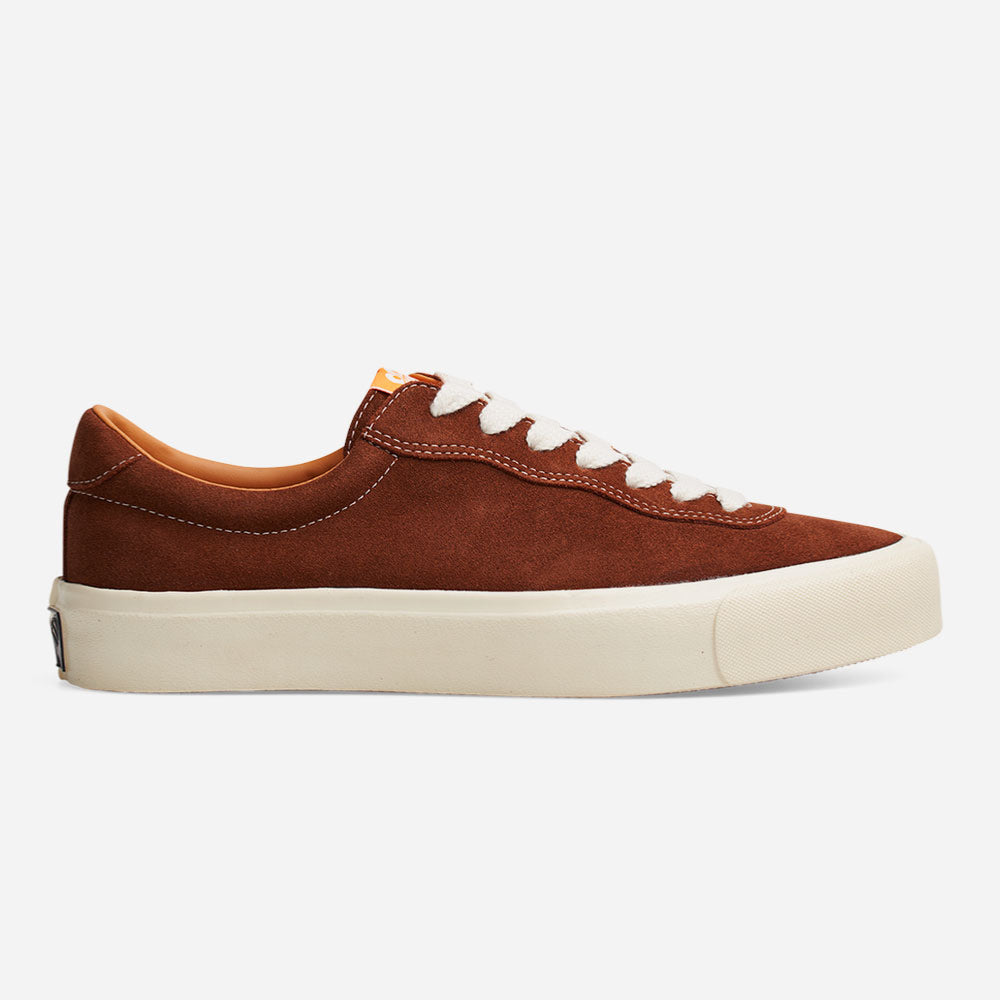 LAST RESORT AB - VM001 SUEDE LO - Choc Brown - White
