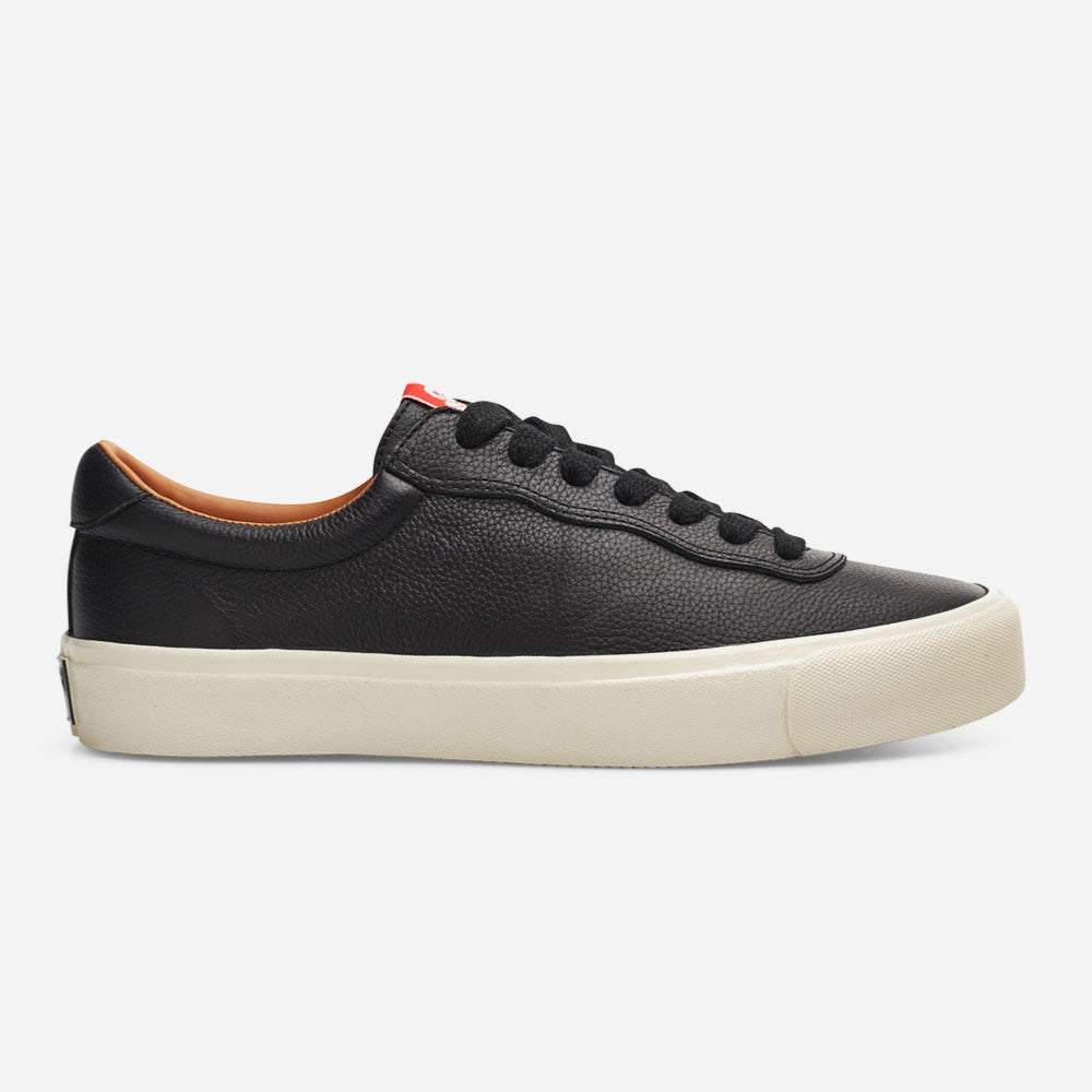 LAST RESORT AB - VM001 LEATHER LO - Black - White
