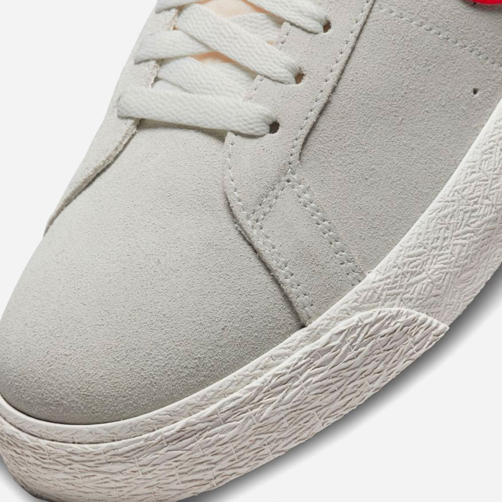 NIKE SB - BLAZER MID - Summit White - University Red