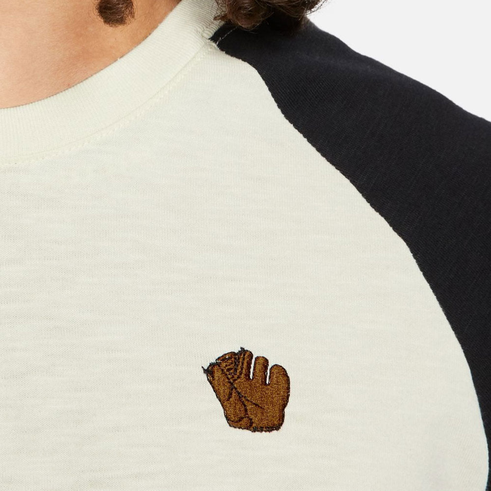 NIKE SB x MLB - BASEBALL "SF GIANTS" RAGLAN TEE  - Coconut Milk - Black