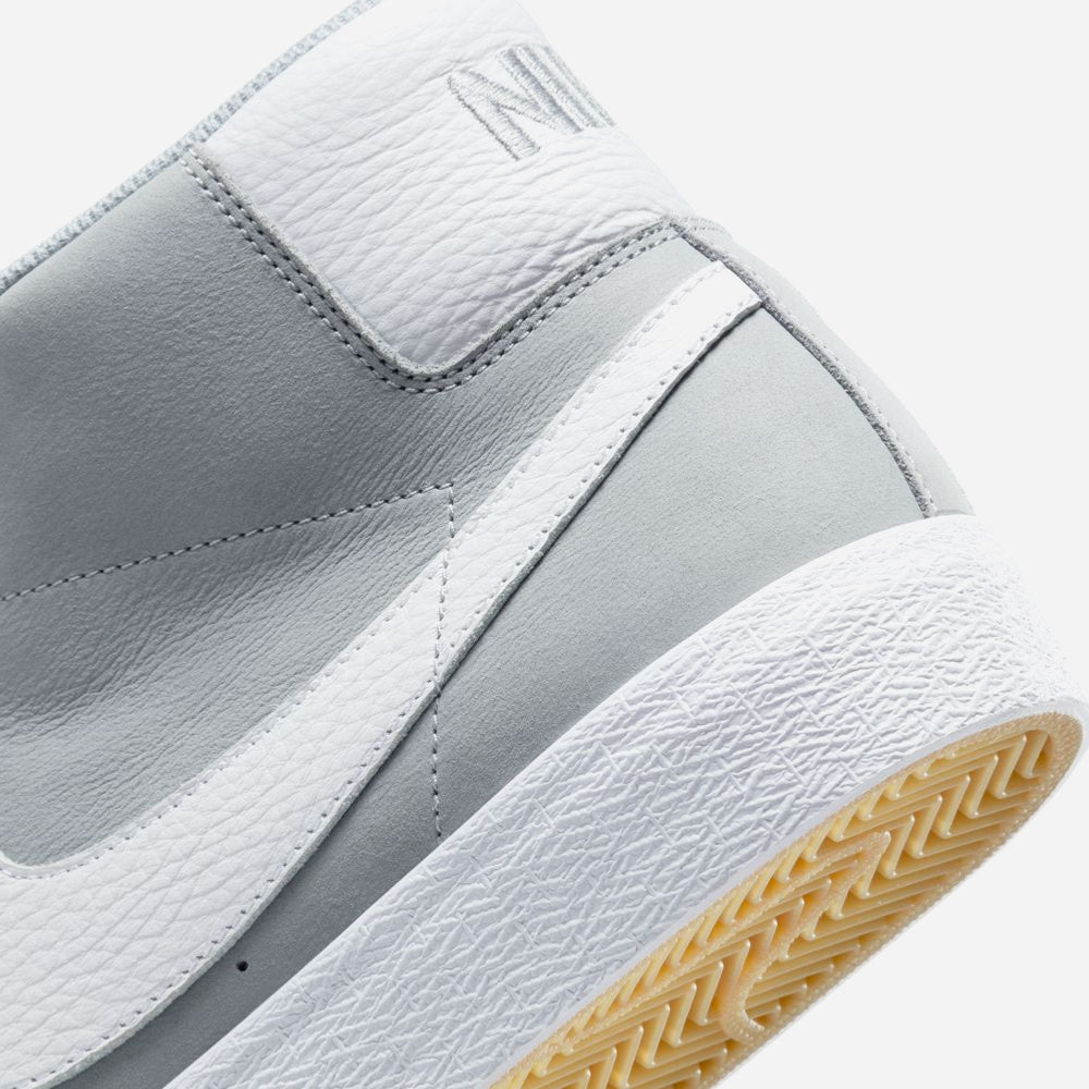 NIKE SB - ZOOM BLAZER MID ISO - Wolf Grey - White - Wolf Grey