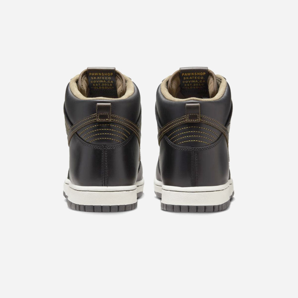 NIKE SB - DUNK HIGH OG QS PAWNSHOP - Black - Black - Metallic Gold