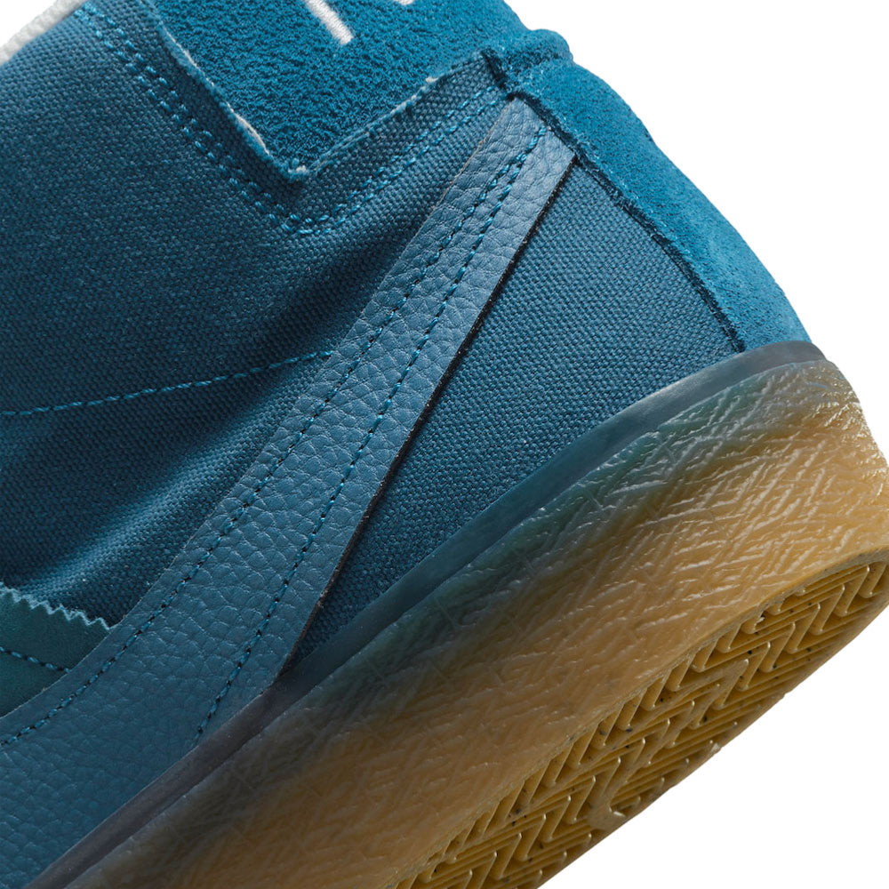 NIKE SB - BLAZER MID PREMIUM PLUS - GREEN ABYSS GREEN ABYSS PHANTOM