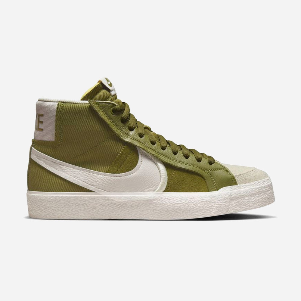 NIKE SB - BLAZER MID PREMIUM PLUS - PILGRIM PHANTOM
