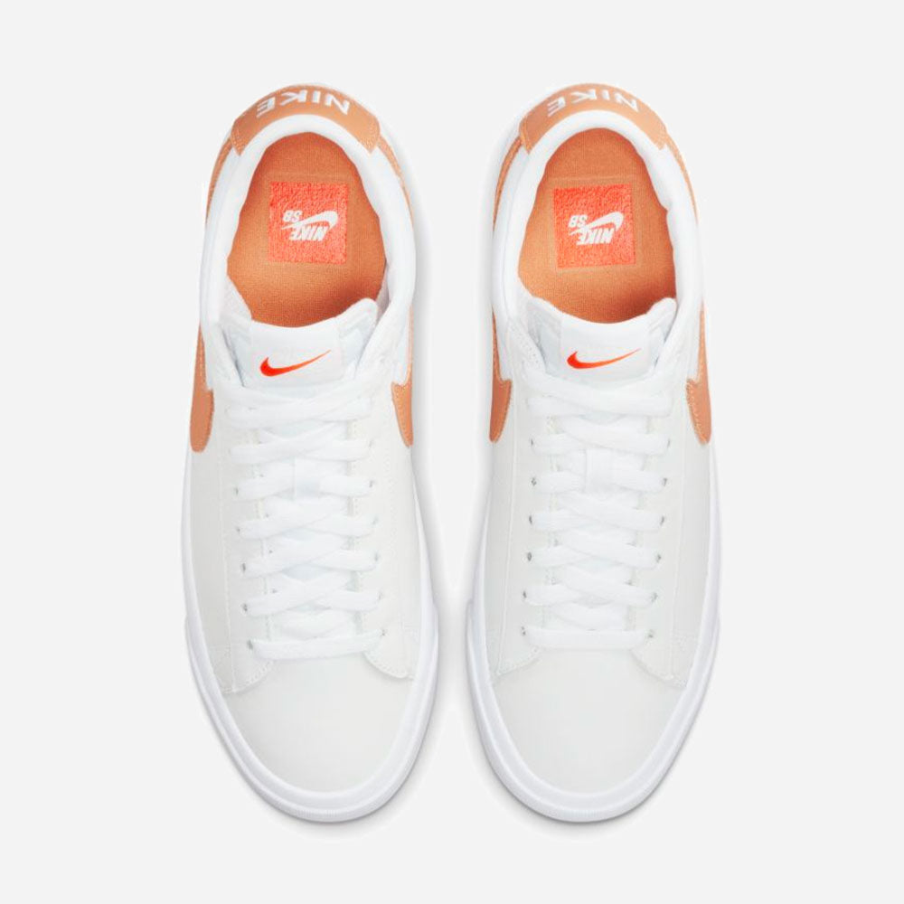 NIKE SB - ZOOM BLAZER LOW PRO GT - WHITE LT COGNAC WHITE LT COGNAC