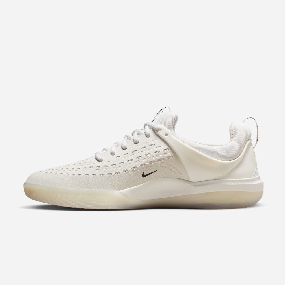 NIKE SB NYJAH 3 - WHITE BLACK SUMMIT WHITE HYPER PINK
